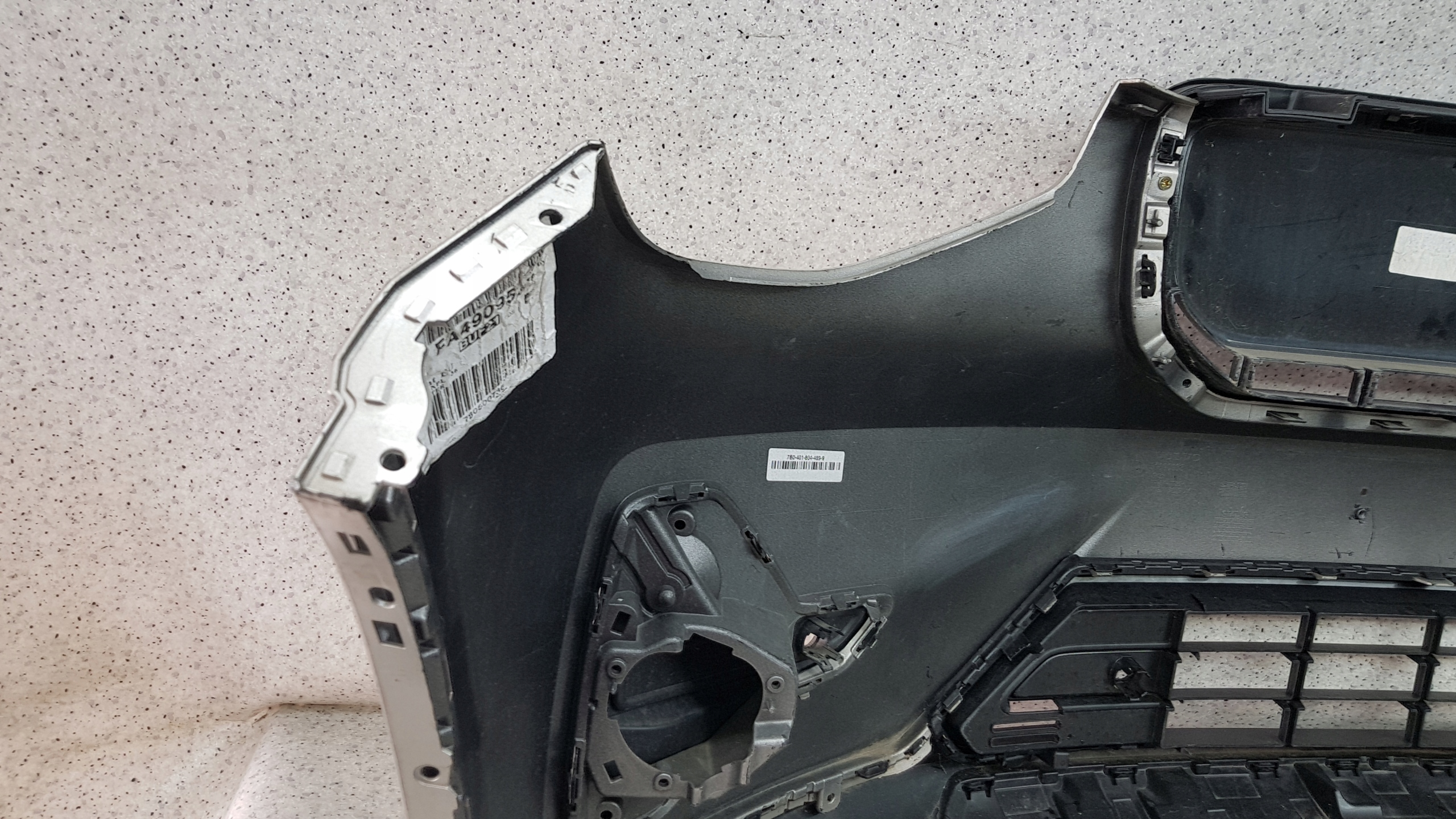 VOLVO XC40 XC 40 C40 C 40 RECHARGE LIFT bumper front 3631