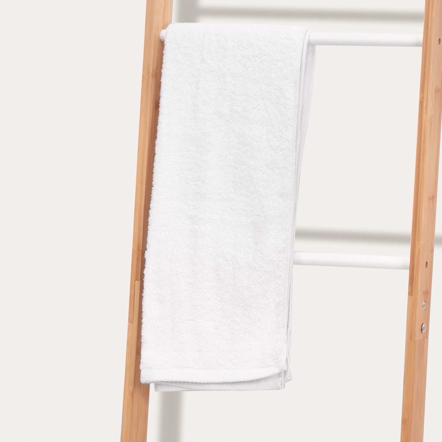 DRABINKA WIESZAK NA RĘCZNIKI PÓŁKA BAMBUSOWA WYSOKA 186cm Szerokość mebla 51 cm