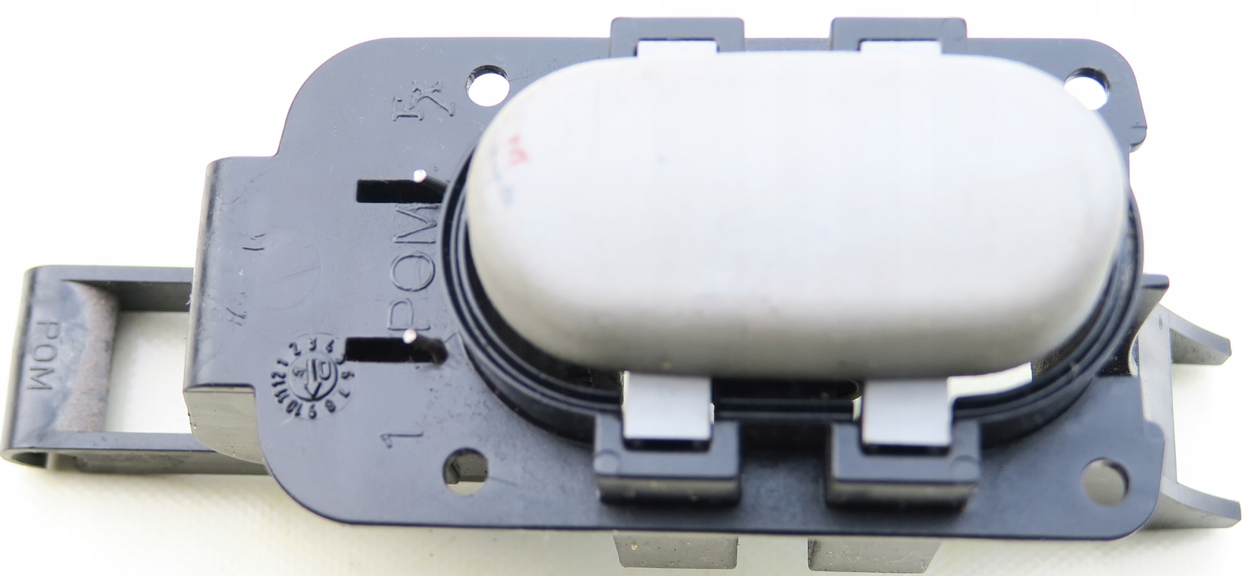 PRZYCISK KLAMKI WEWNĘTRZNEJ TYŁ MERCEDES VITO VIANO W639