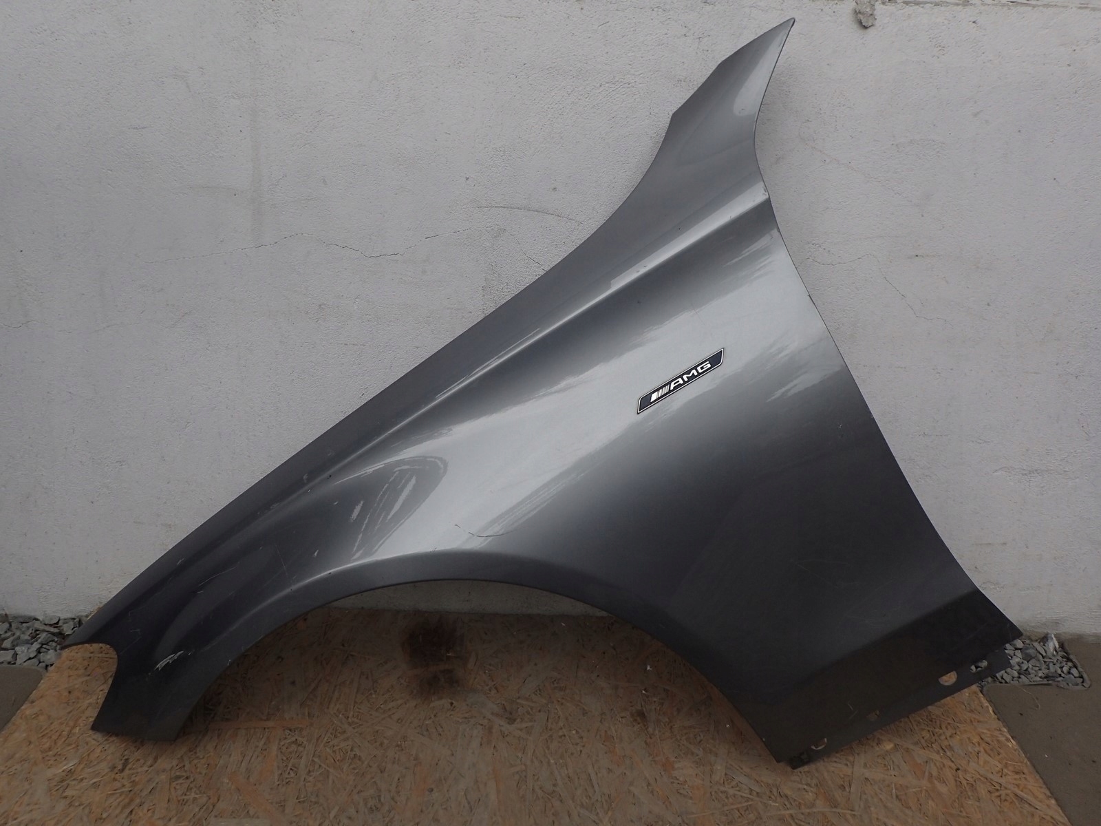 fender left front front MERCEDES C KLASA 205