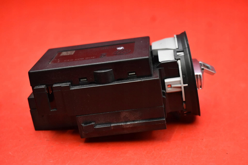 ignition key 3C0905843T VW PASSAT B7 2.0 TDI 140 KM 10-15