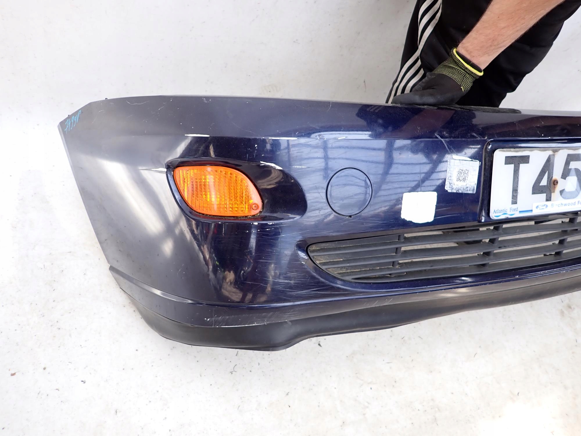 FORD FOCUS and 1 MK1 98-01 bumper front front