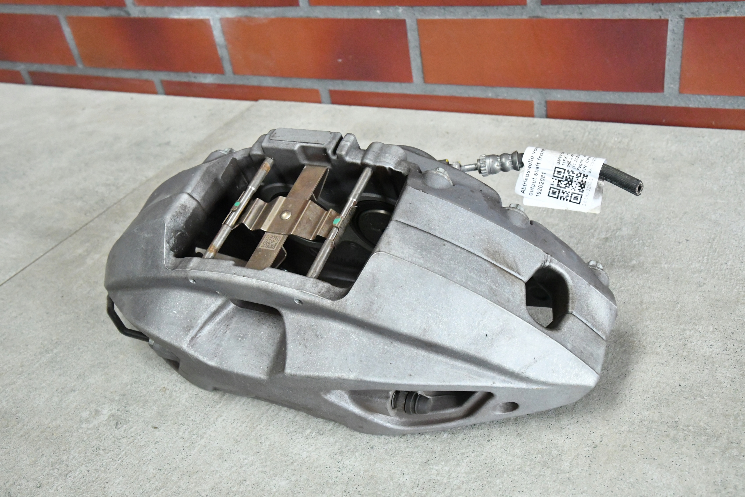 caliper pressure plate brake right front front BMW 5 G60 G61 7 G70 X3 G45
