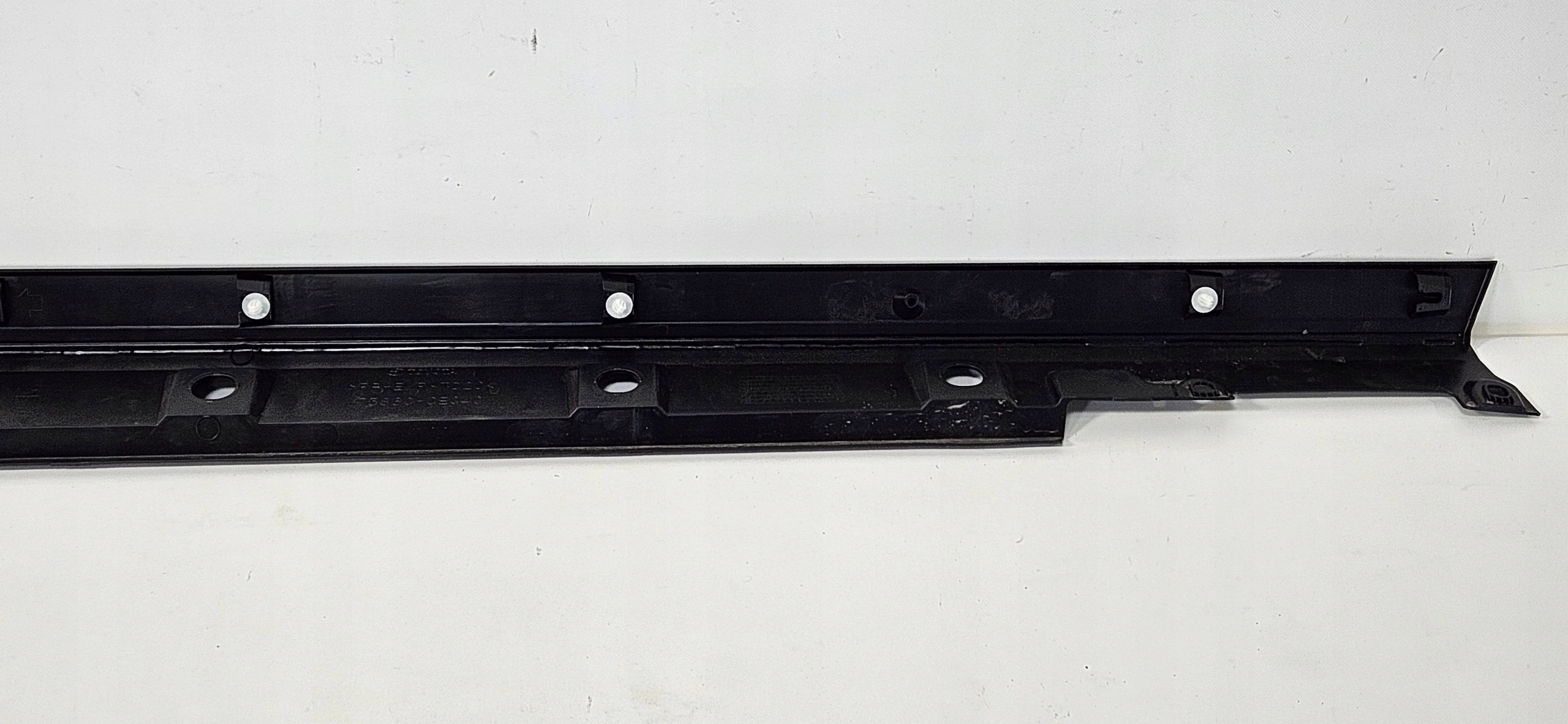 moulding threshold left TOYOTA HIGHLANDER IV 19- ORYG