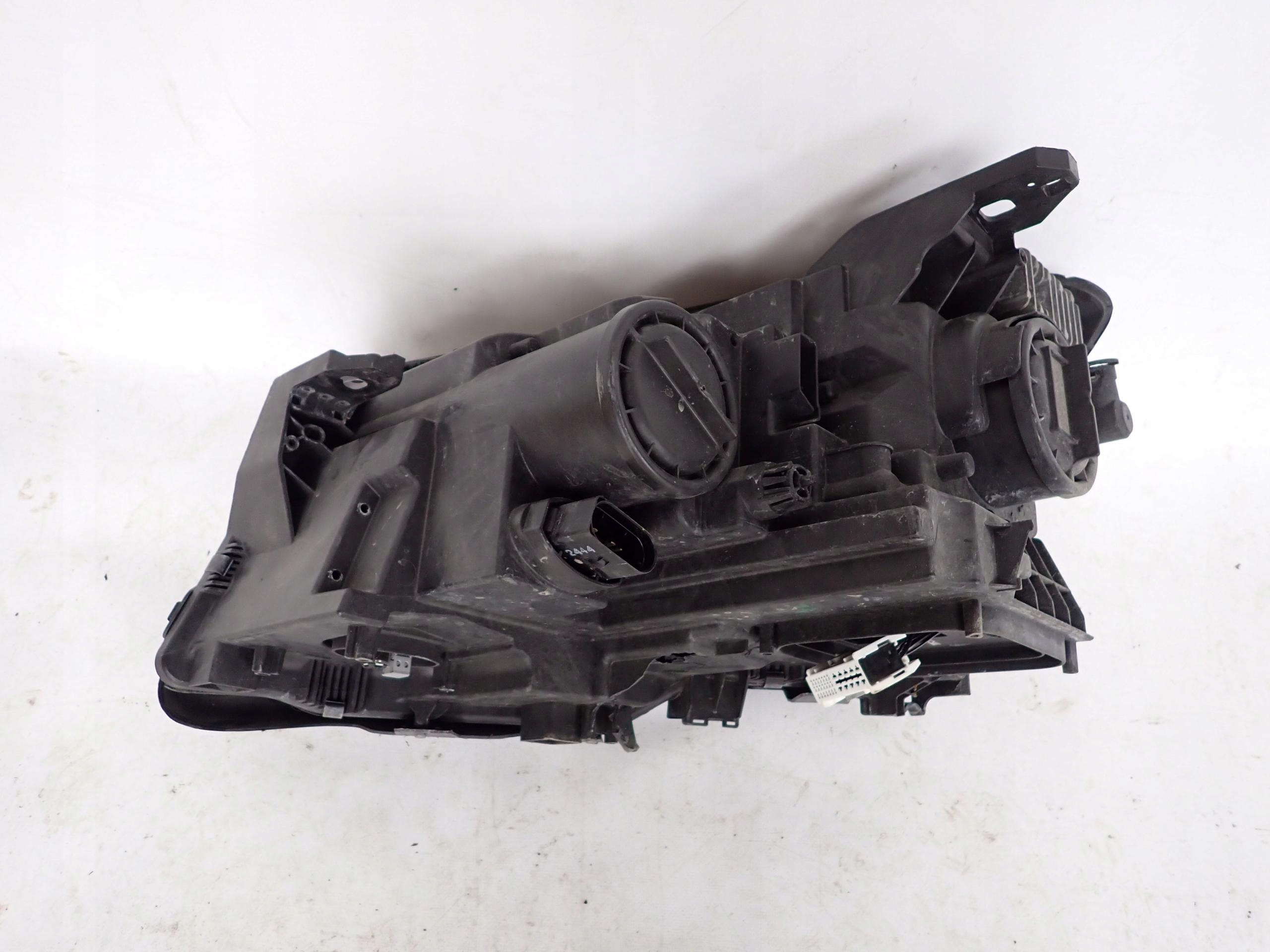 MERCEDES GLA W156 13- light right front BI XENON right