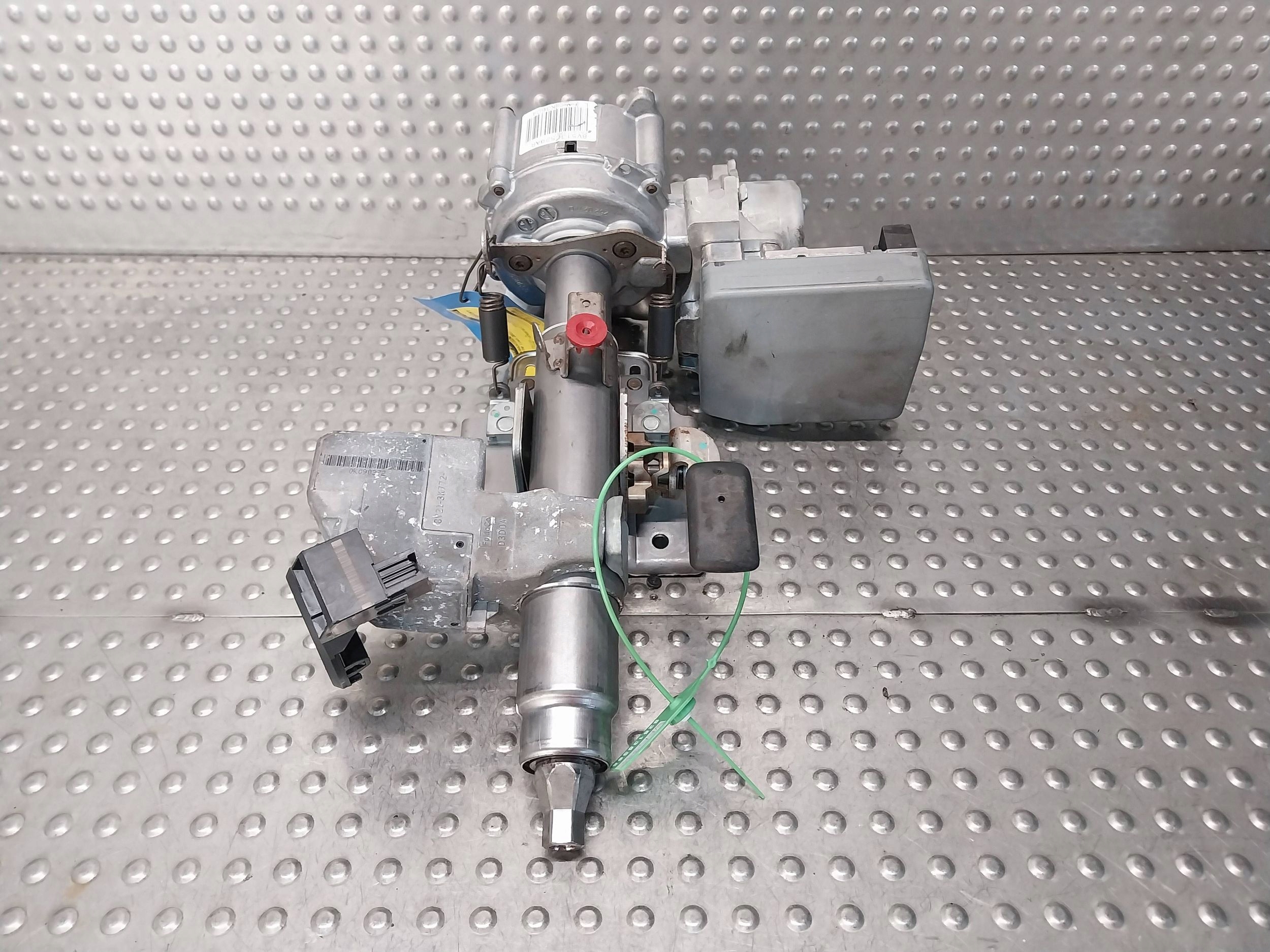 control electrics pump 8V513C529AR FORD FIESTA MK7 1.4 1.6 16V