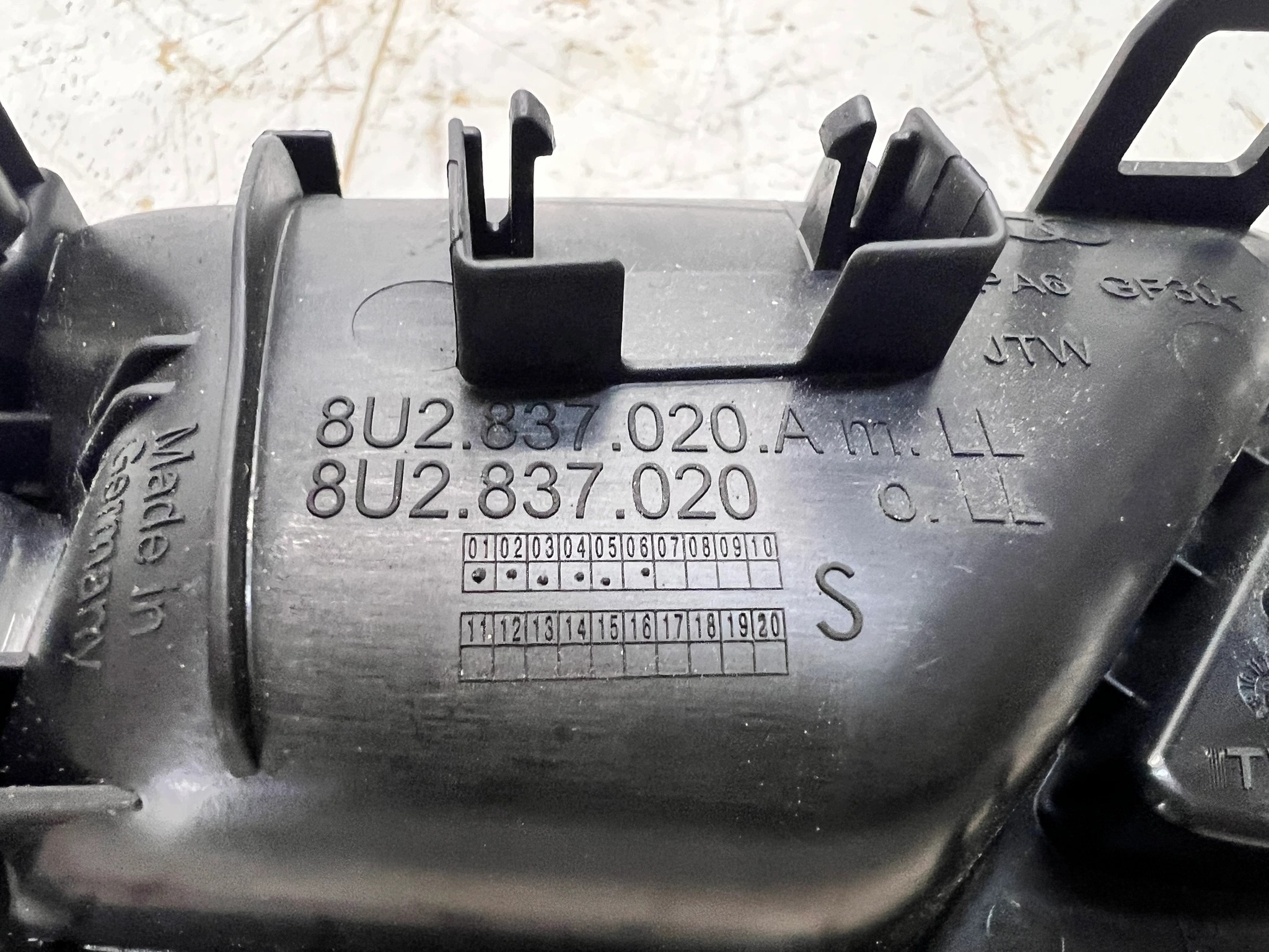 handle inner door right front AUDI Q3 8U 8U2837020A ANGIELSKIE