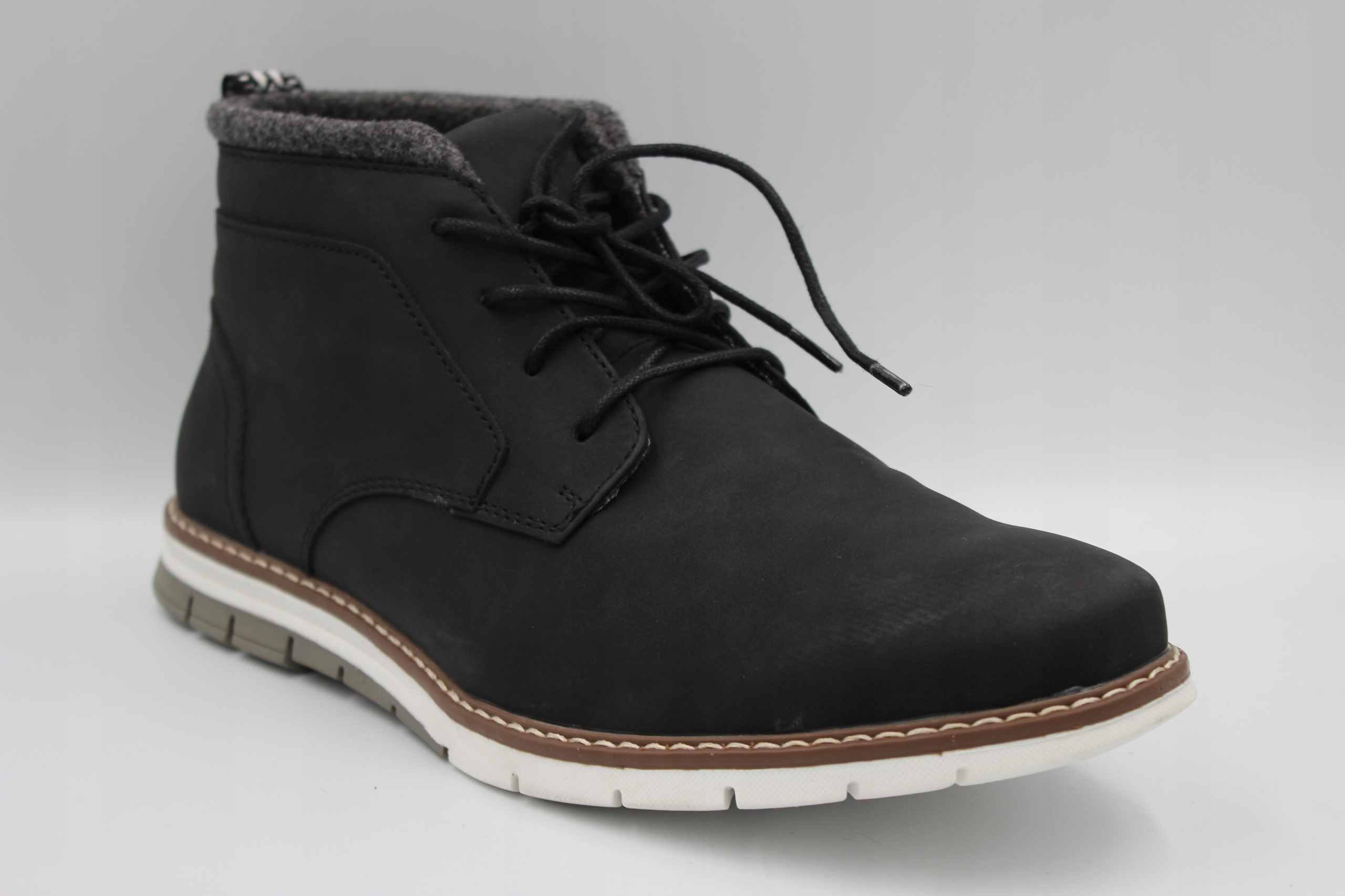 Trapery sznurowane PIER ONE r.45 Materiał zewnętrzny skóra ekologiczna