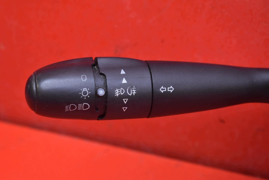 DEVIO LUCI TERGICRISTALLO TERGI PAJAK 96644963XT CITROEN C4 1 e 5D LIFT 08-11