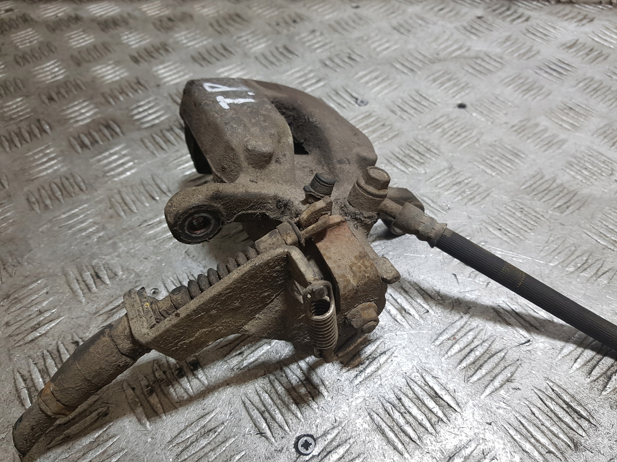 caliper brake right rear part rear HYUNDAI I30 II