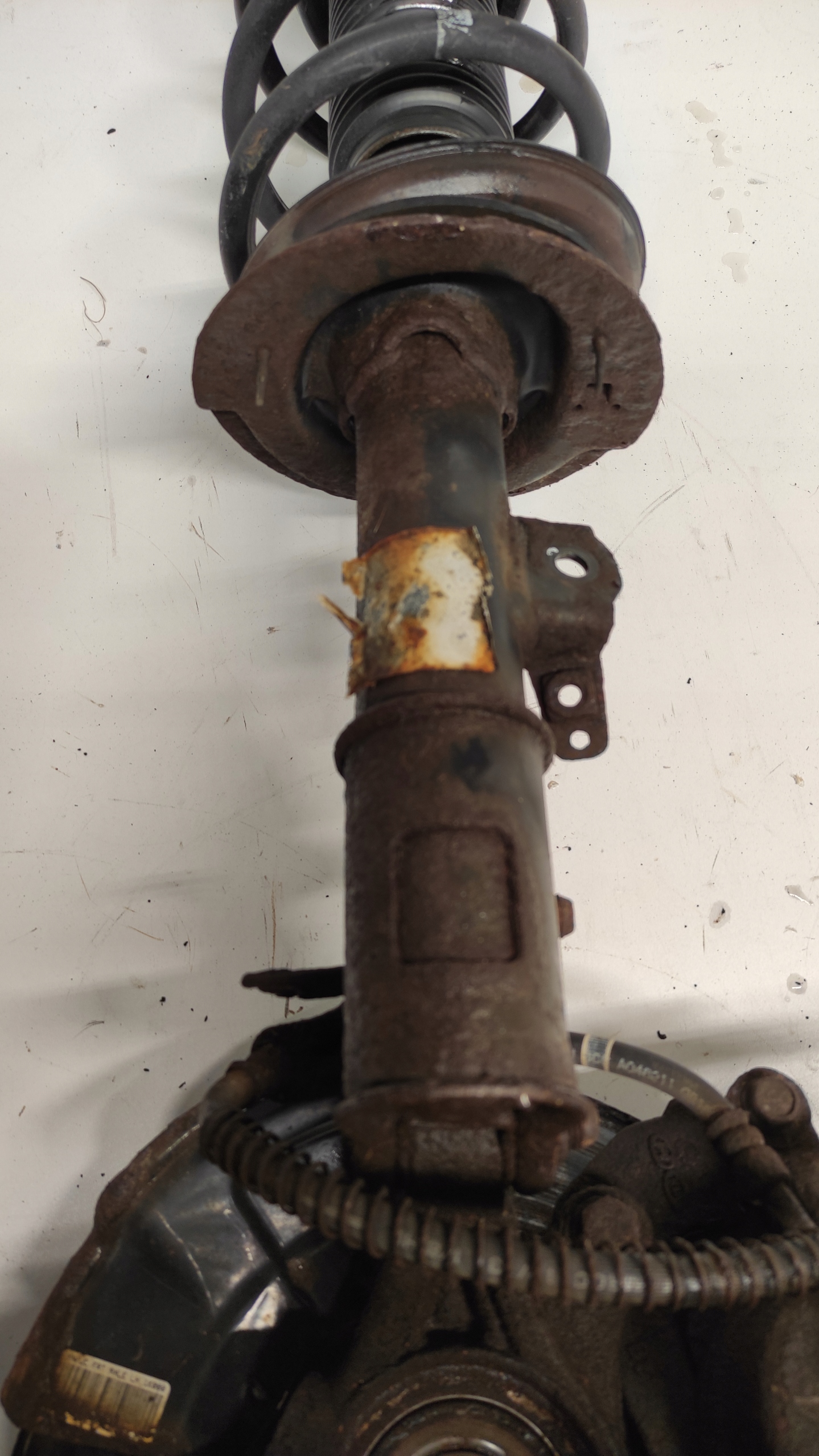 KIA VENGA McPherson left left swing 09-15