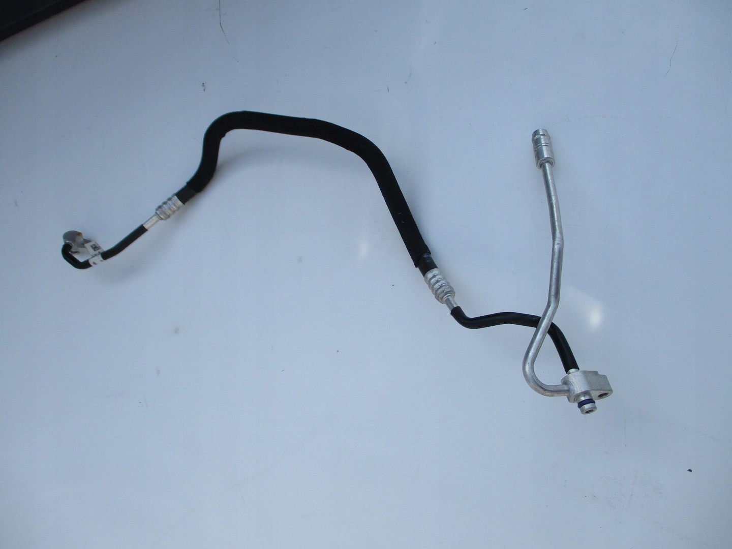 WAZ PRZEWOD KLIMATYZACJI AUDI A7 4K1820720M