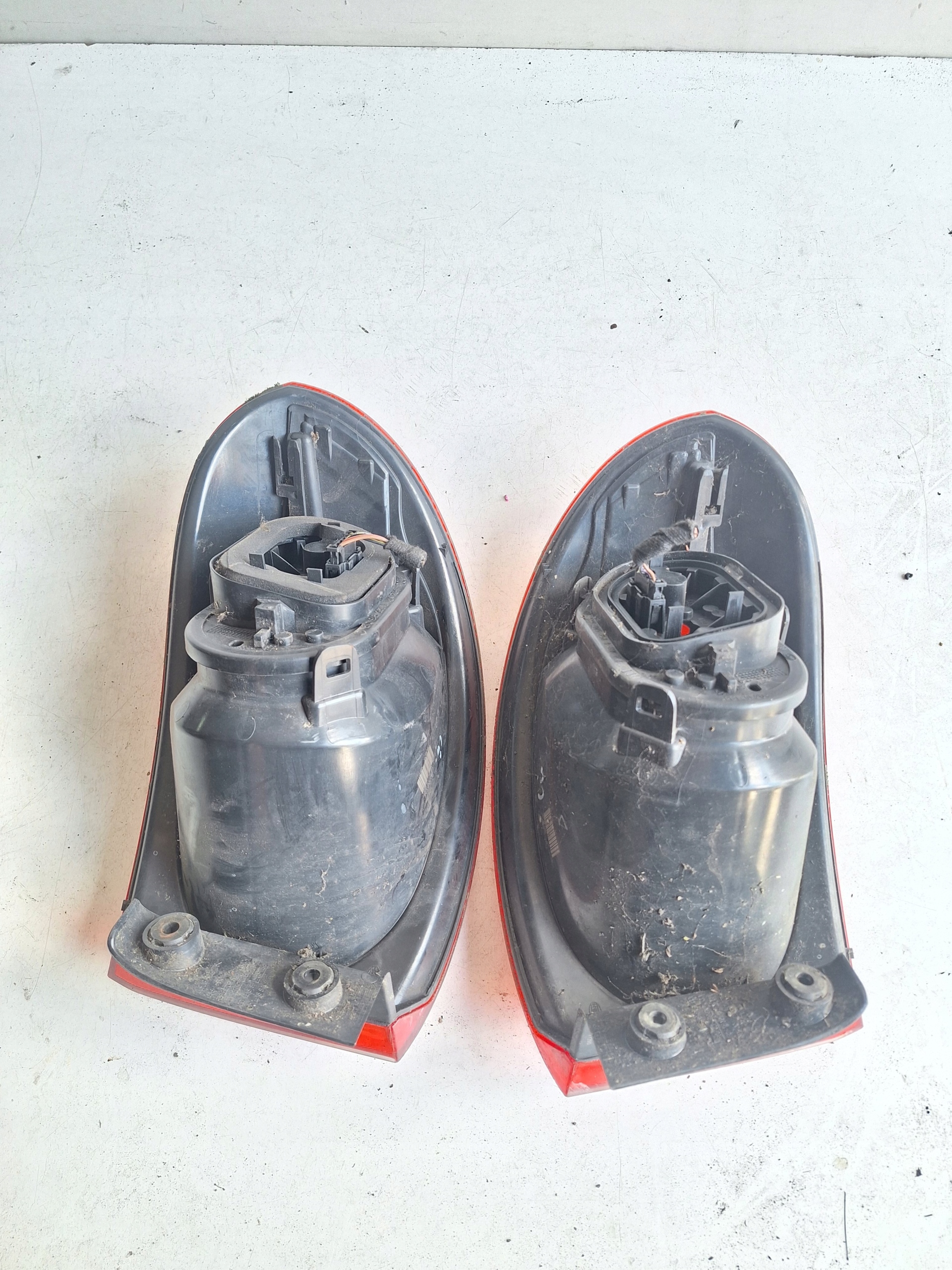 VOLKSWAGEN TIGUAN and 5N0 08-11 light rear part right