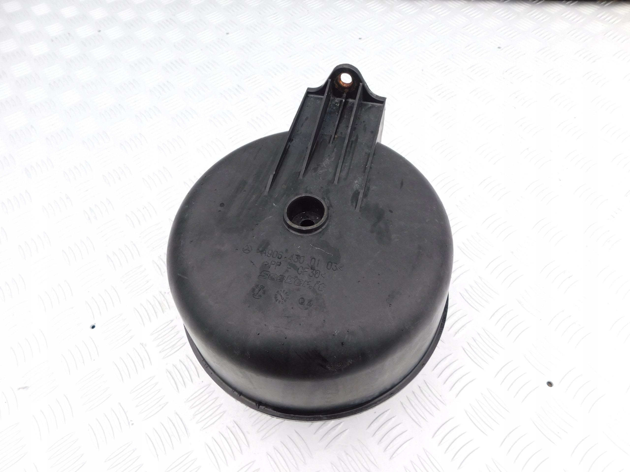 VW Crafter Mercedes Sprinter Behälter luft Unterdruck hamuca 0103
