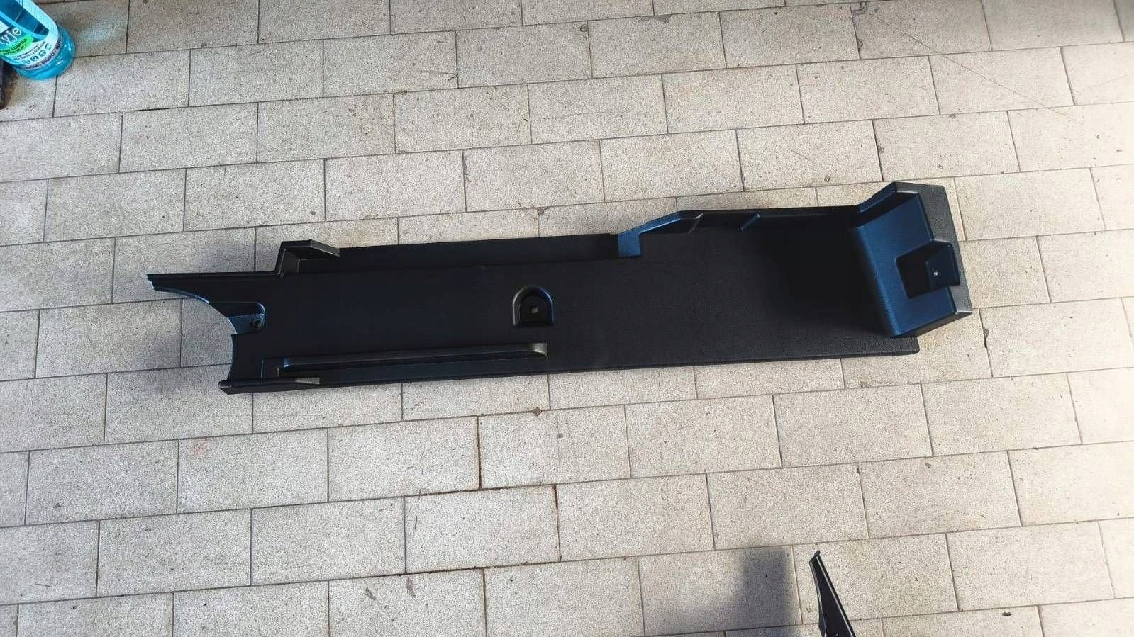 boot upholstery rear part side left Renault Arkana HYBRYDA D27601JL010