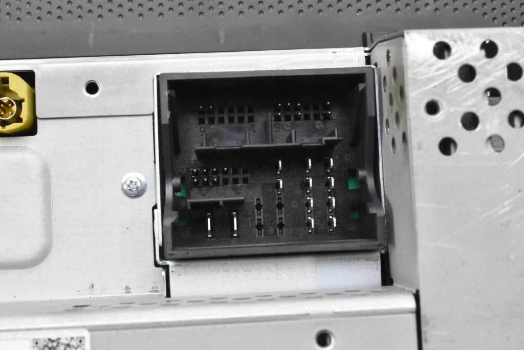 RADIO display FA0300160 TELEFON BLUETOOTH SKODA OCTAVIA 4 IV 19-24