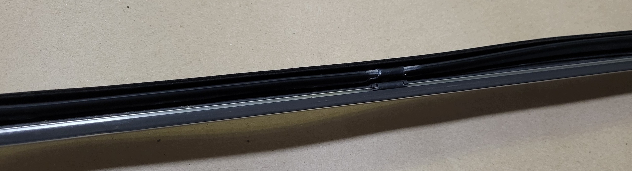 moulding dust windows Z door right front front MERCEDES S-KL W220 OE