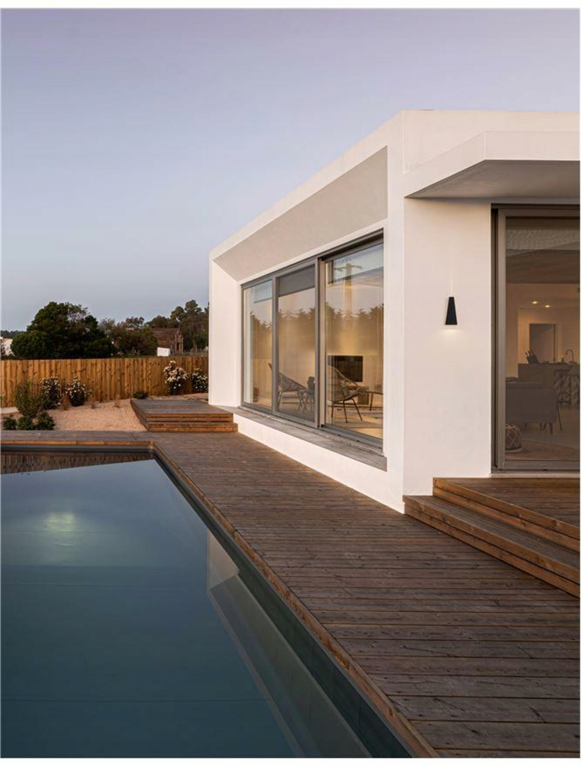 Nova Luce venkovní nástěnné svítidlo Veiro antracitový hliník a čiré sklo L