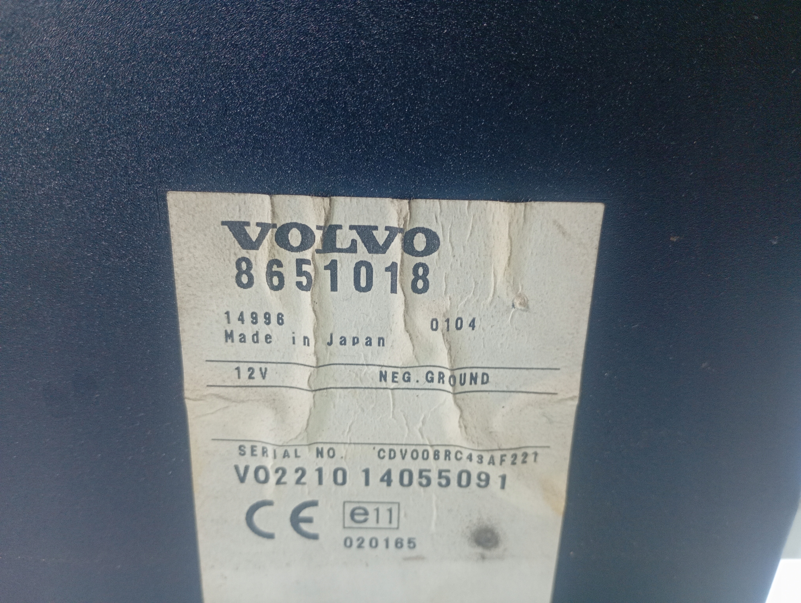 Volvo S60 00-10 měnič CD OE 8651018