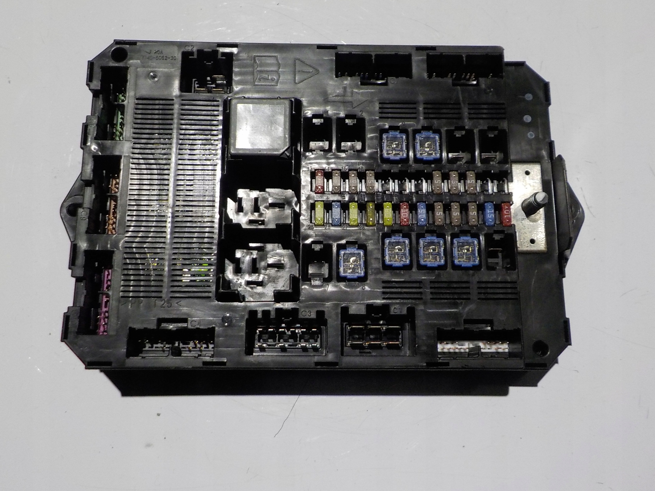 JAGUAR XF Module Boîte BCM 8X2T-14B476-AF