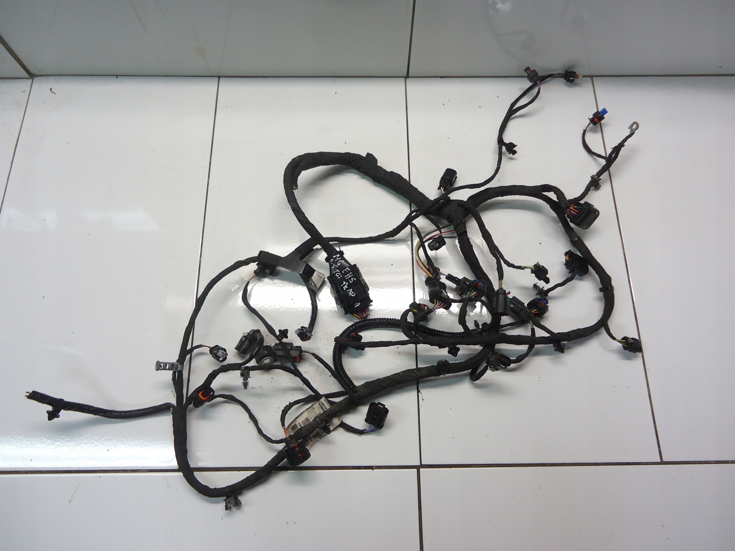 MG HS EHS 1.5 TGI 2020 15E4E bundle motor wiring 10523849