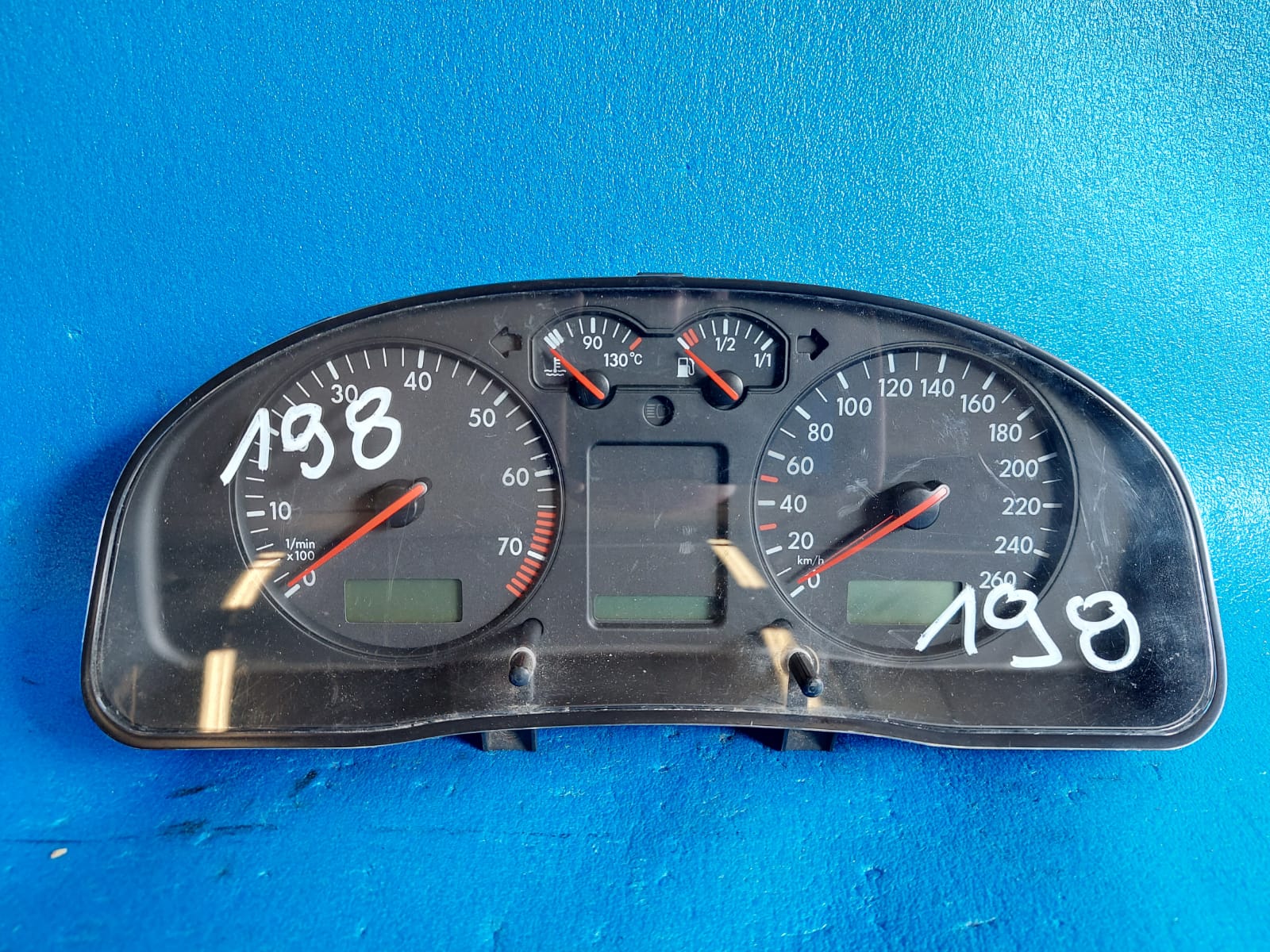 dials clock PASSAT B5 3B919826