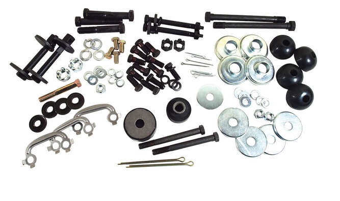 ZESTAW MONTAZOWY TYLNEGO ZAWIESZENIA CORVETTE C3 6