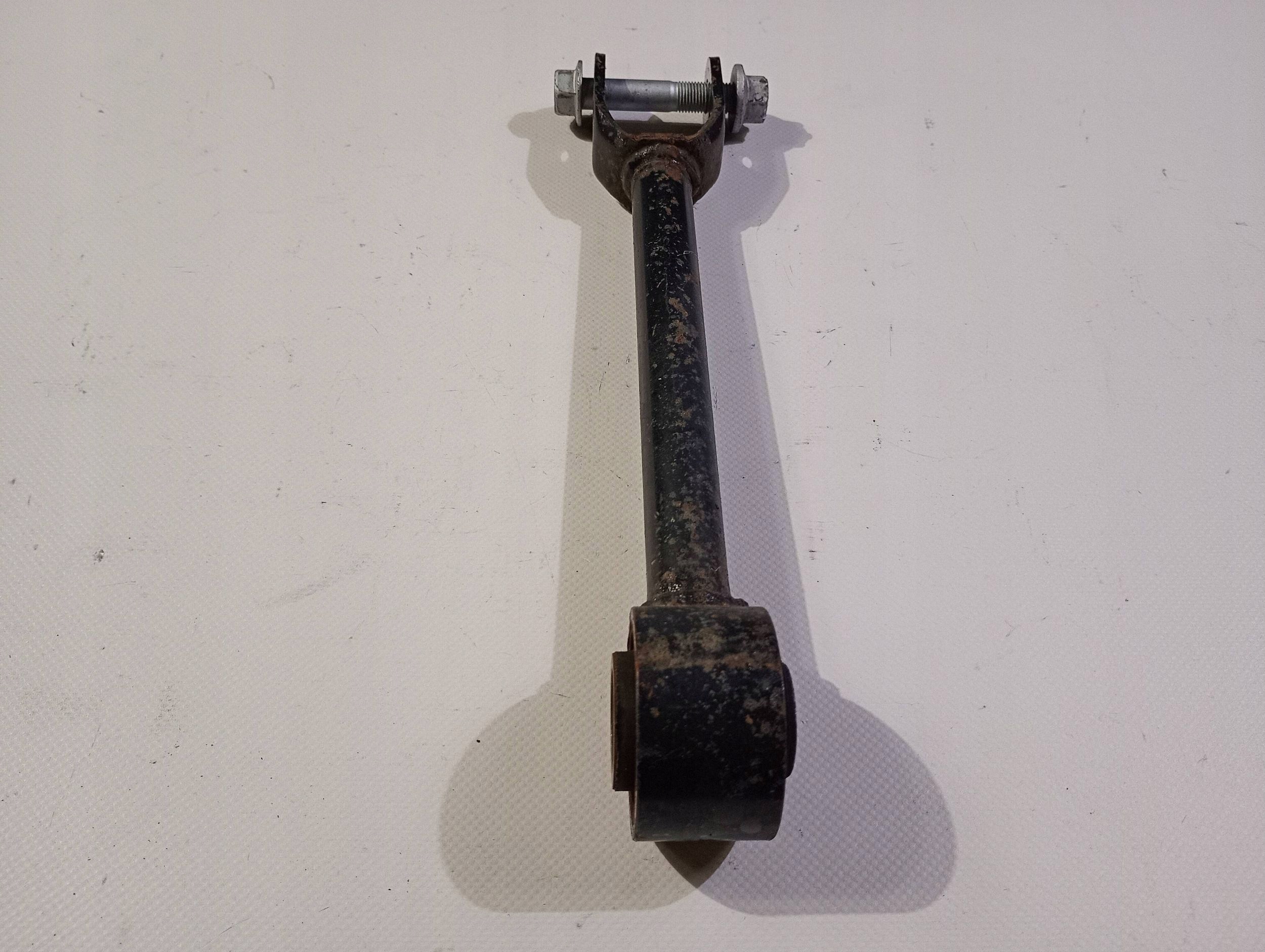 arm rear part rear right left Nissan 370Z 2009