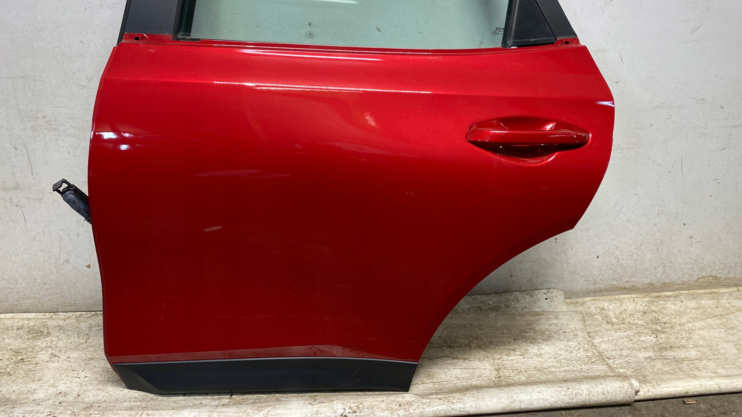 KIA XCEED X-CEED door left left rear part rear. A9 AA9 17-25