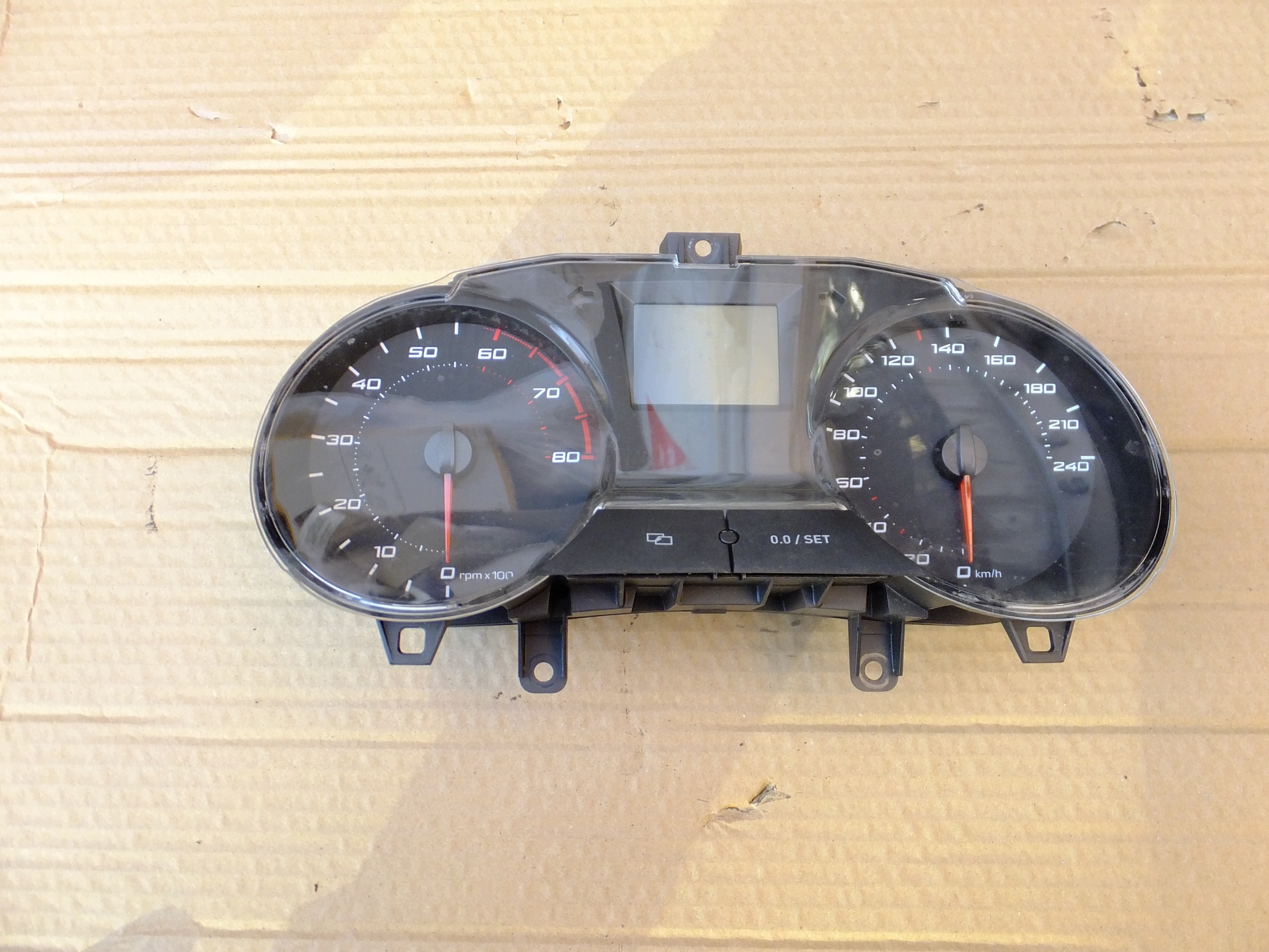 dials dials seat ibiza IV 1,2 12v 6J0920801
