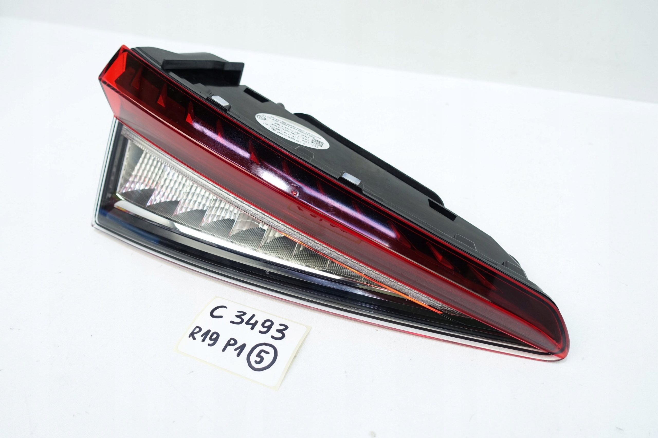light left rear part left rear SKODA ENYAQ 5LG