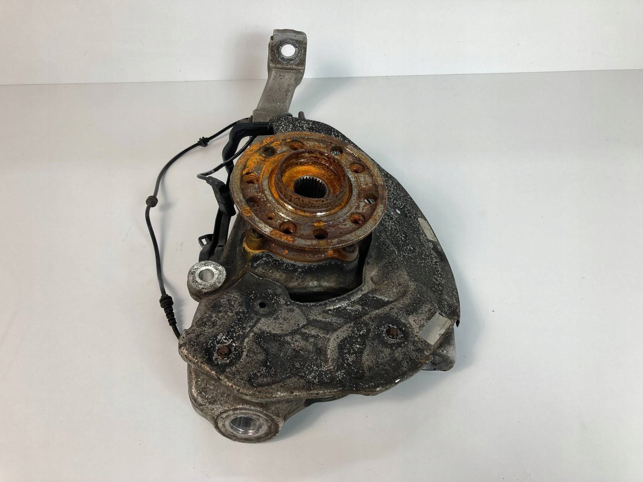 MERCEDES W213 AMG E43 swing right front A2053326600