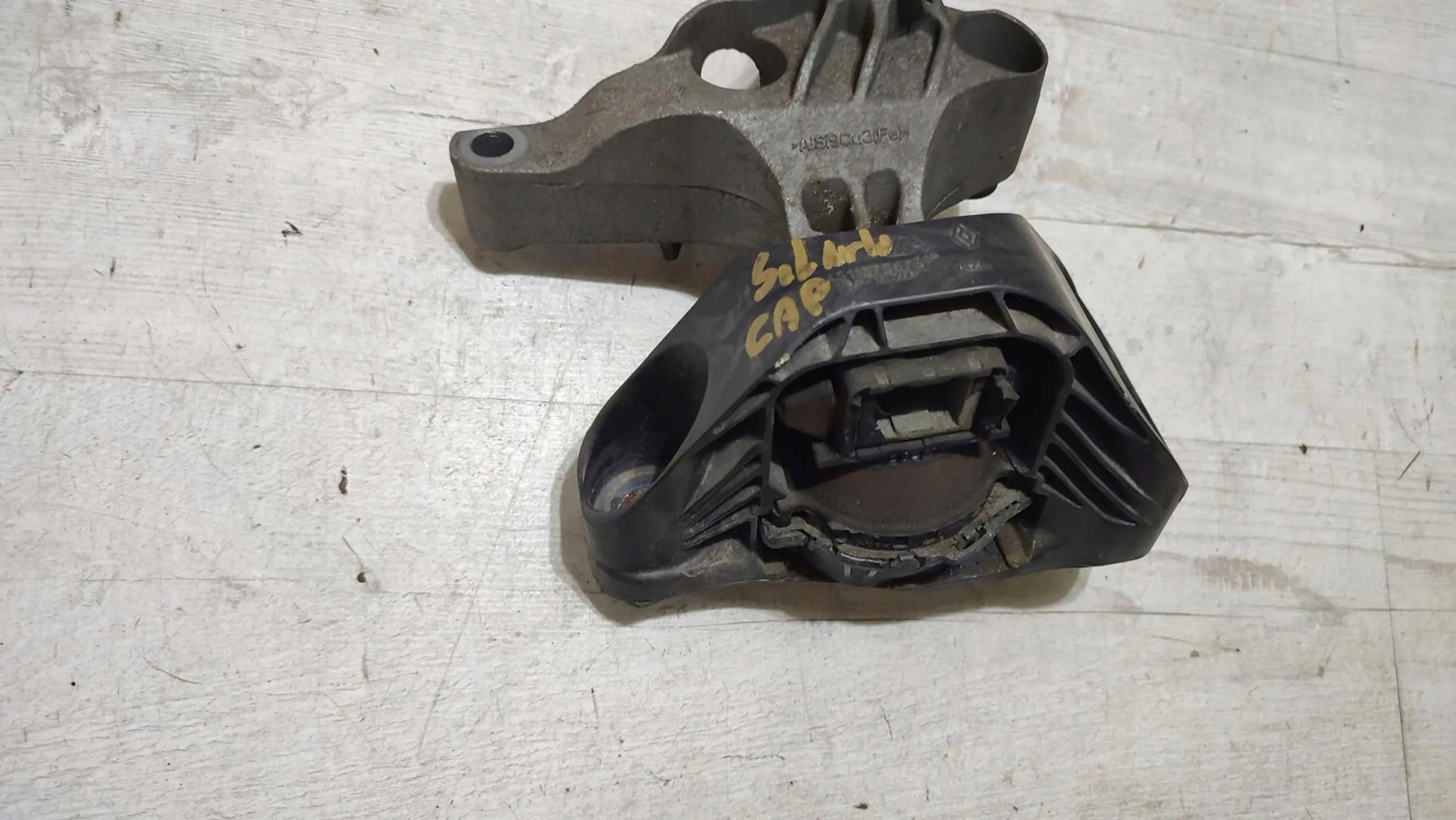 engine mount 1.5 DCI Renault Captur 15r
