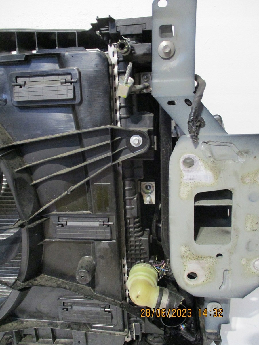 Pas przedni CHŁODNICE FORD KUGA MK3 1,5TDCI Typ samochodu Samochody osobowe