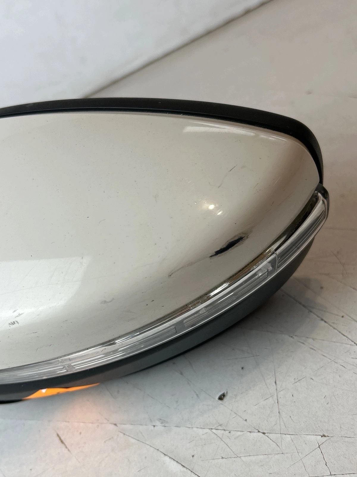 mirror left Volkswagen Passat B7 7 PIN UK