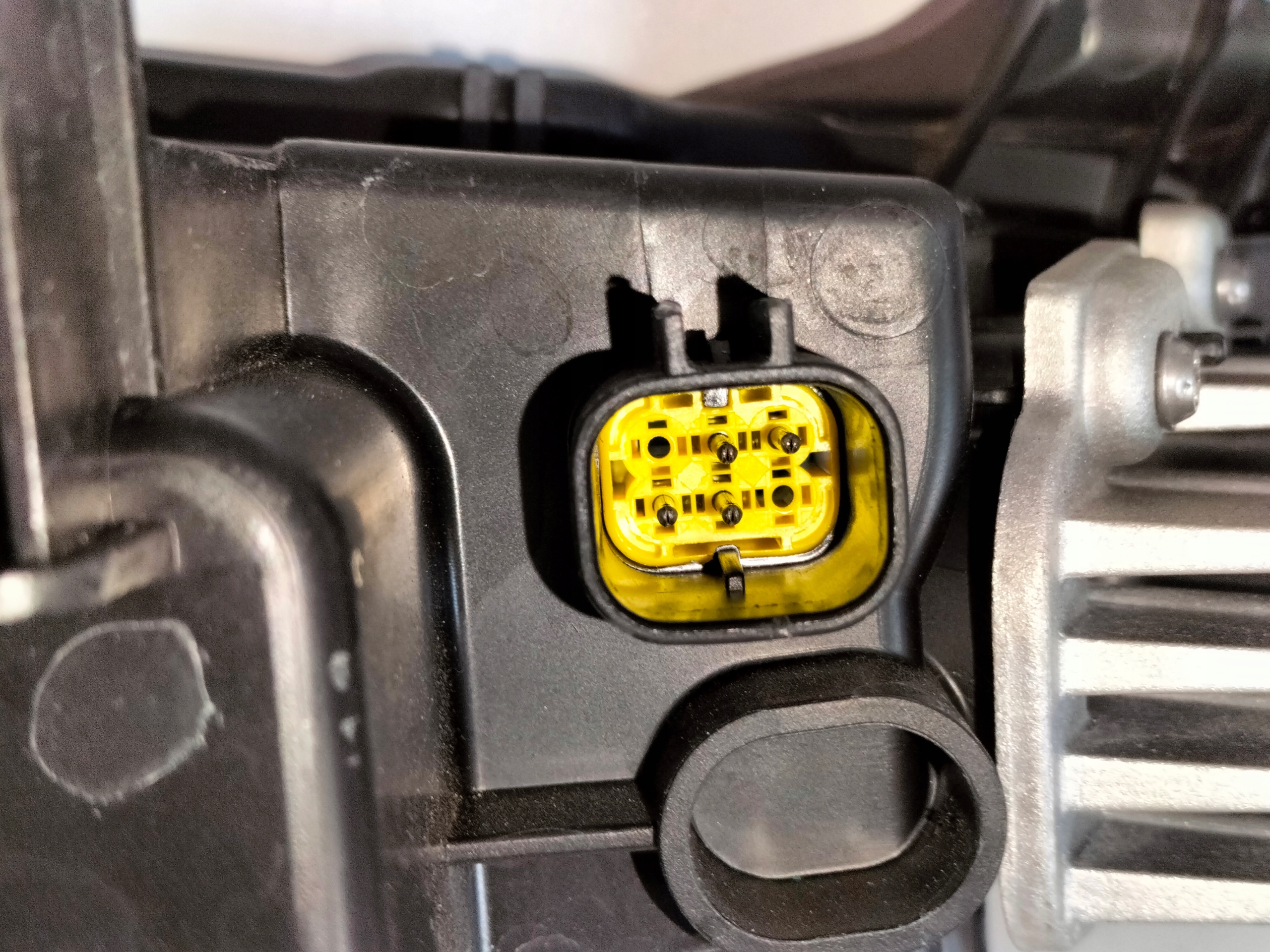 far prednja reflektor desna LYNK & CO 01 19- FULL LED
