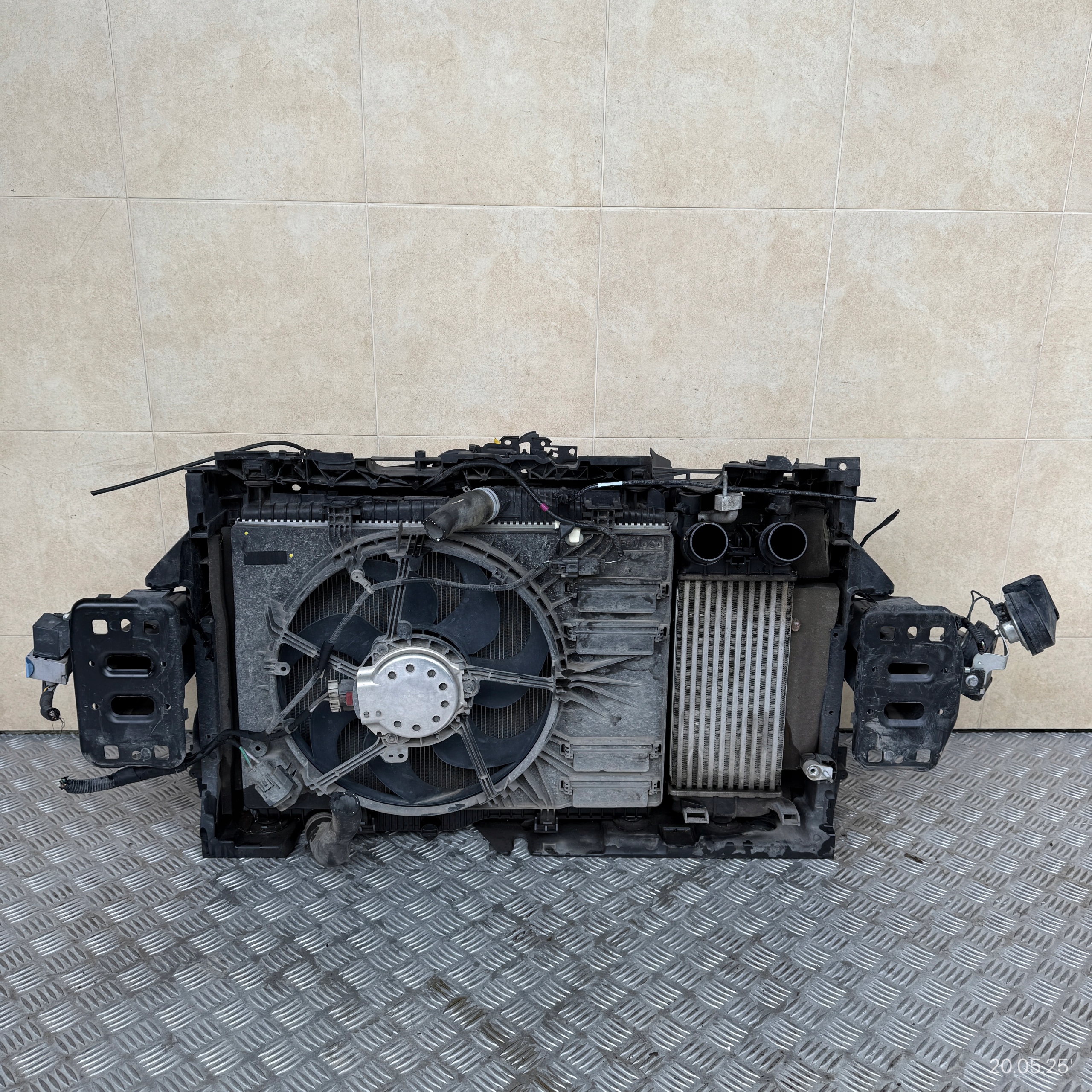 support panel for radiators complete FORD FIESTA MK8 1.5 DCI 2019 ROK