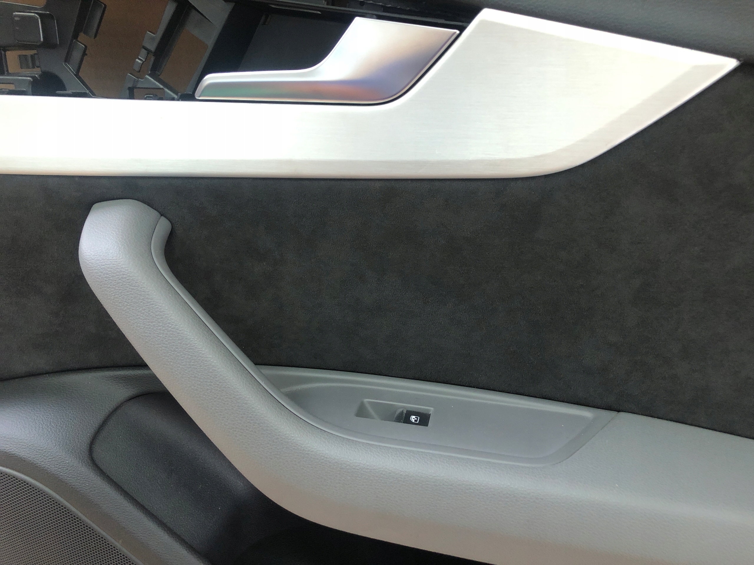 AUDI A4 8W B9 side door right front leather