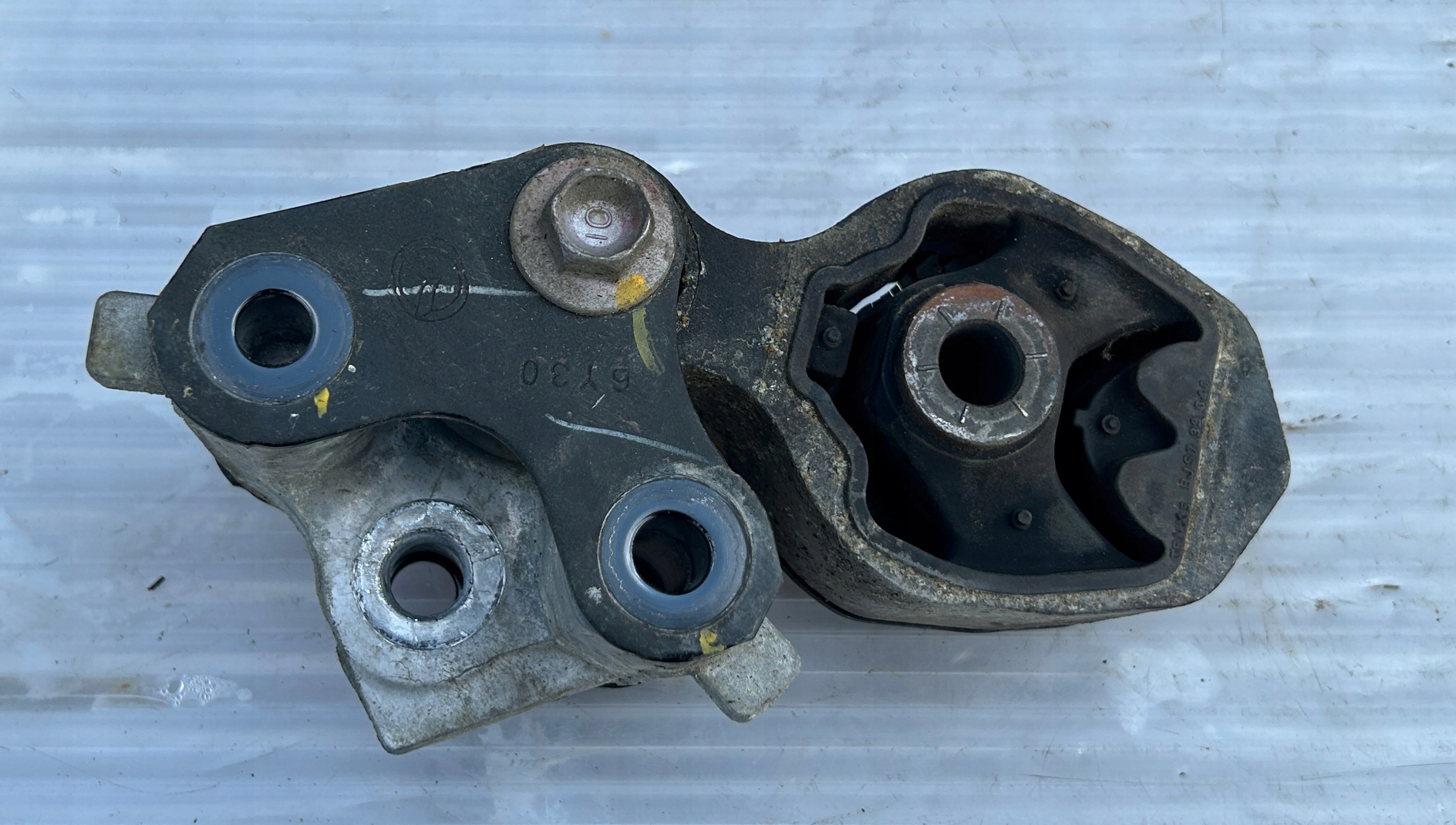 holder engine mount MAZDA 3 BM LIFT BN 2.0 SKYACTIVE-G