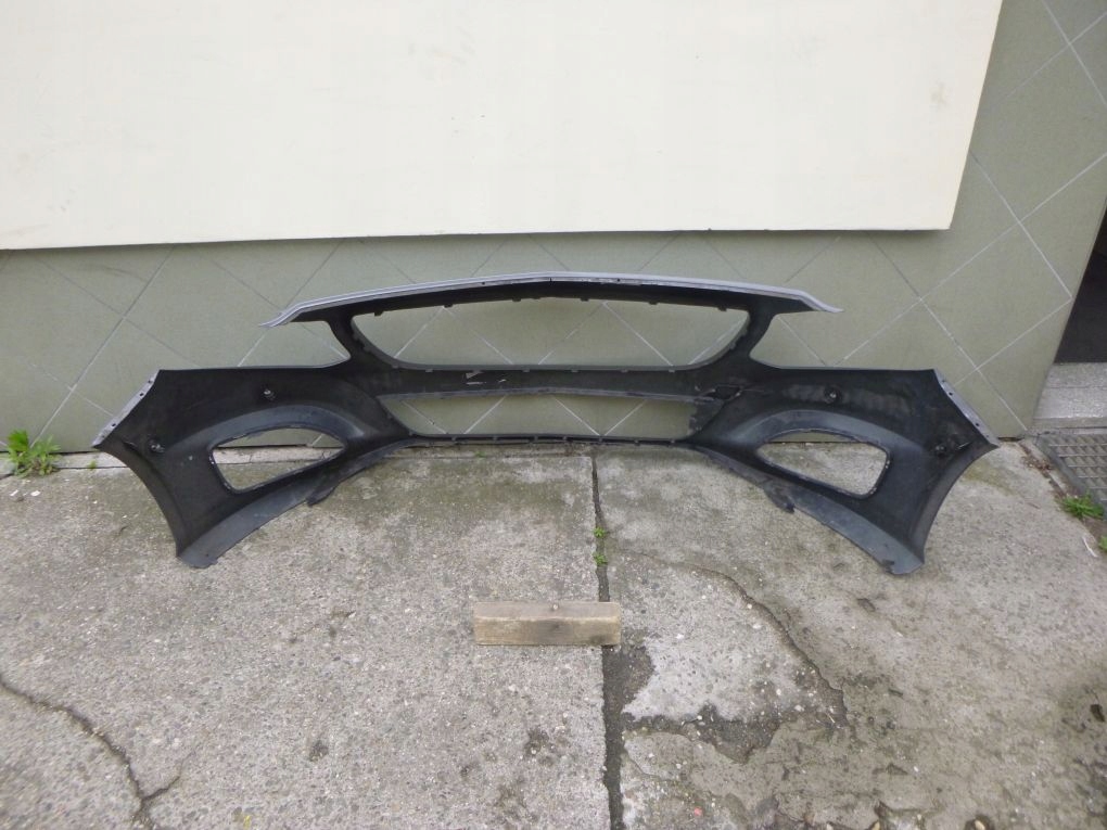 MERCEDES B KLASA 246 LIFT Frontstoßstange