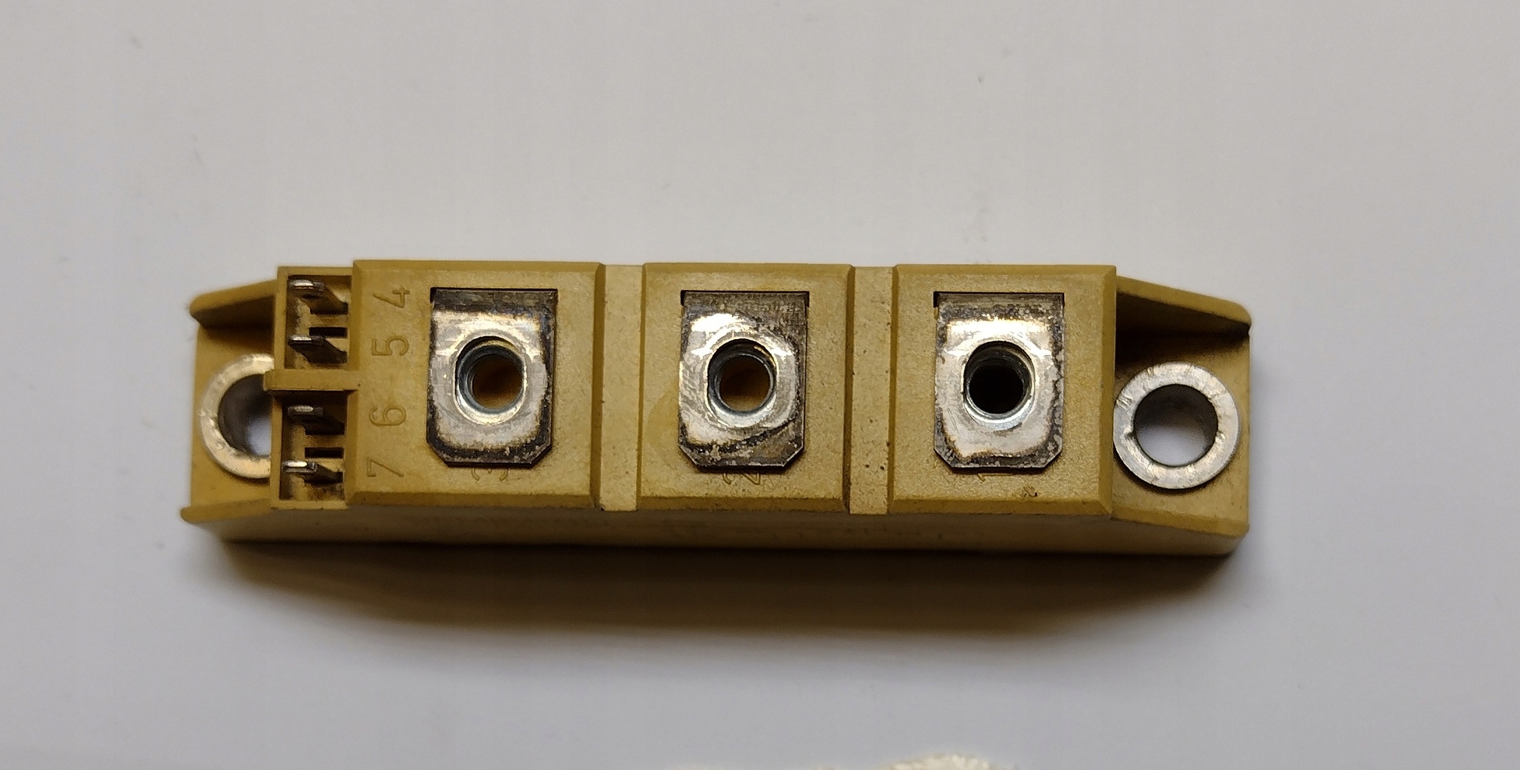 a0123 Moduł tyrystorowy SKKT 106B12E SEMIKRON Kod producenta SKKT 106B12E