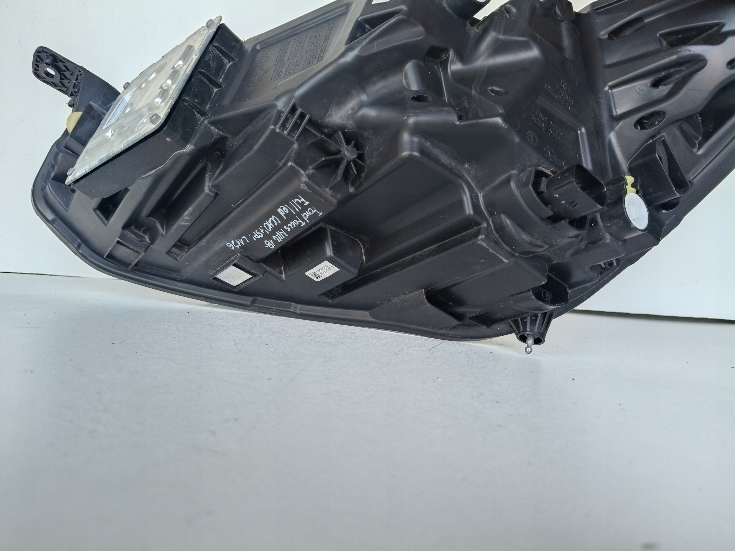 light right REFLEKTOR FORD FOCUS MK4 18- FULL LED
