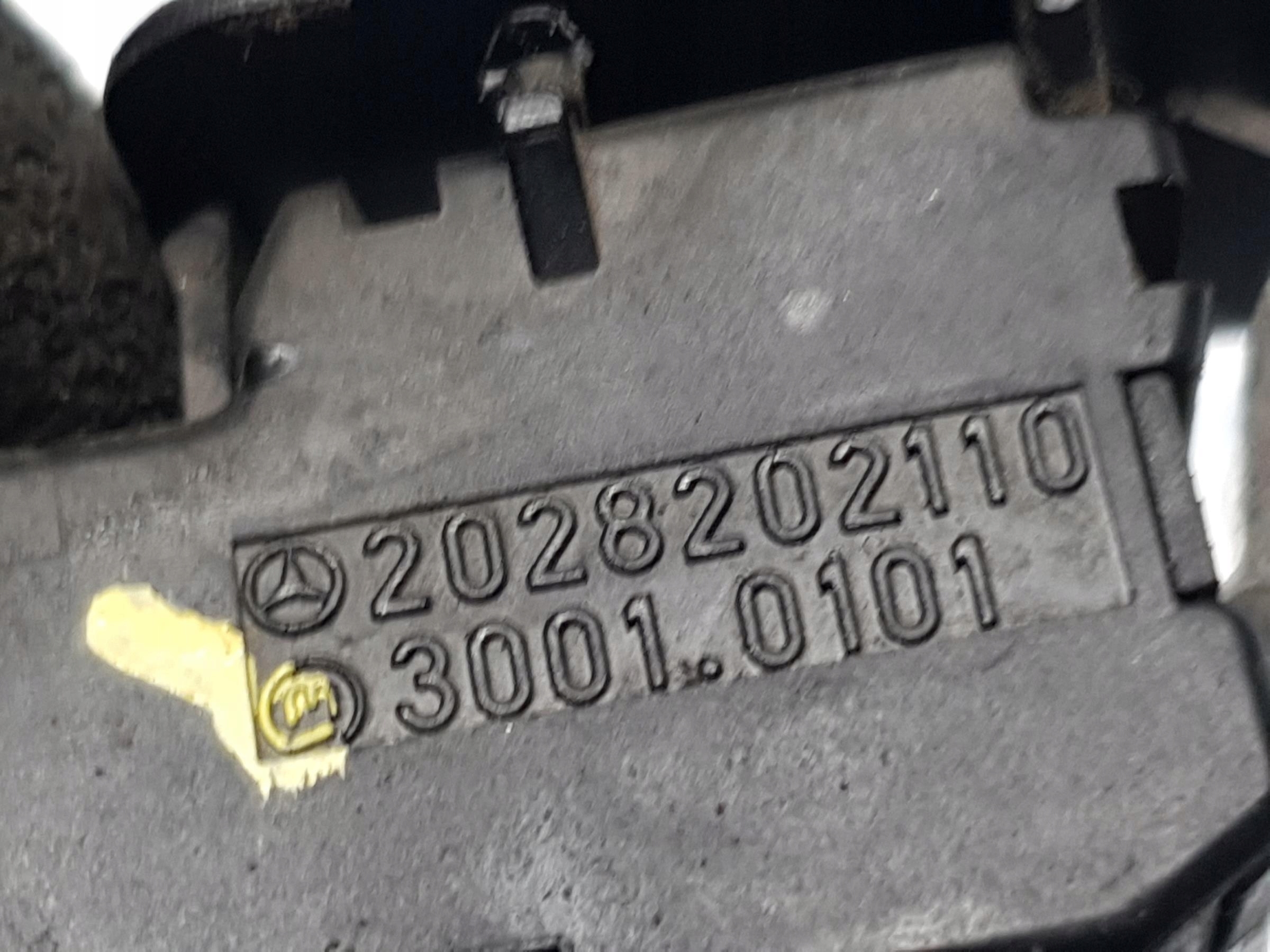 CZUJNIK KRAŃCOWY DRZWI MERCEDES-BENZ KLASA E W210 Typ samochodu Samochody osobowe