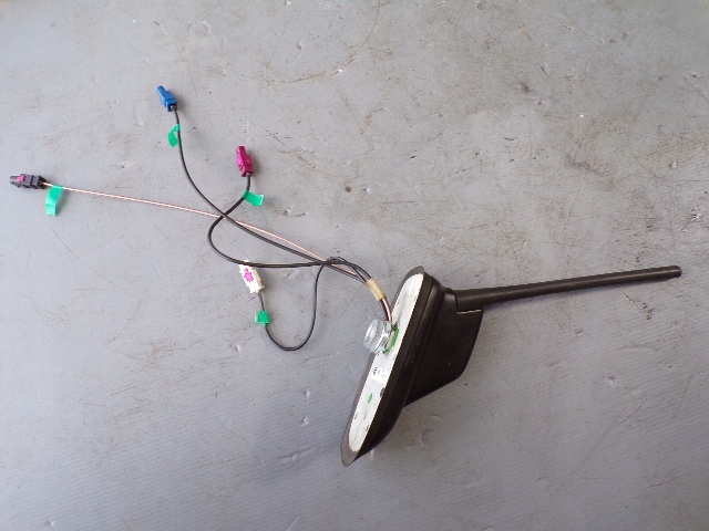 Antena GPS Volkswagen OE UA7
