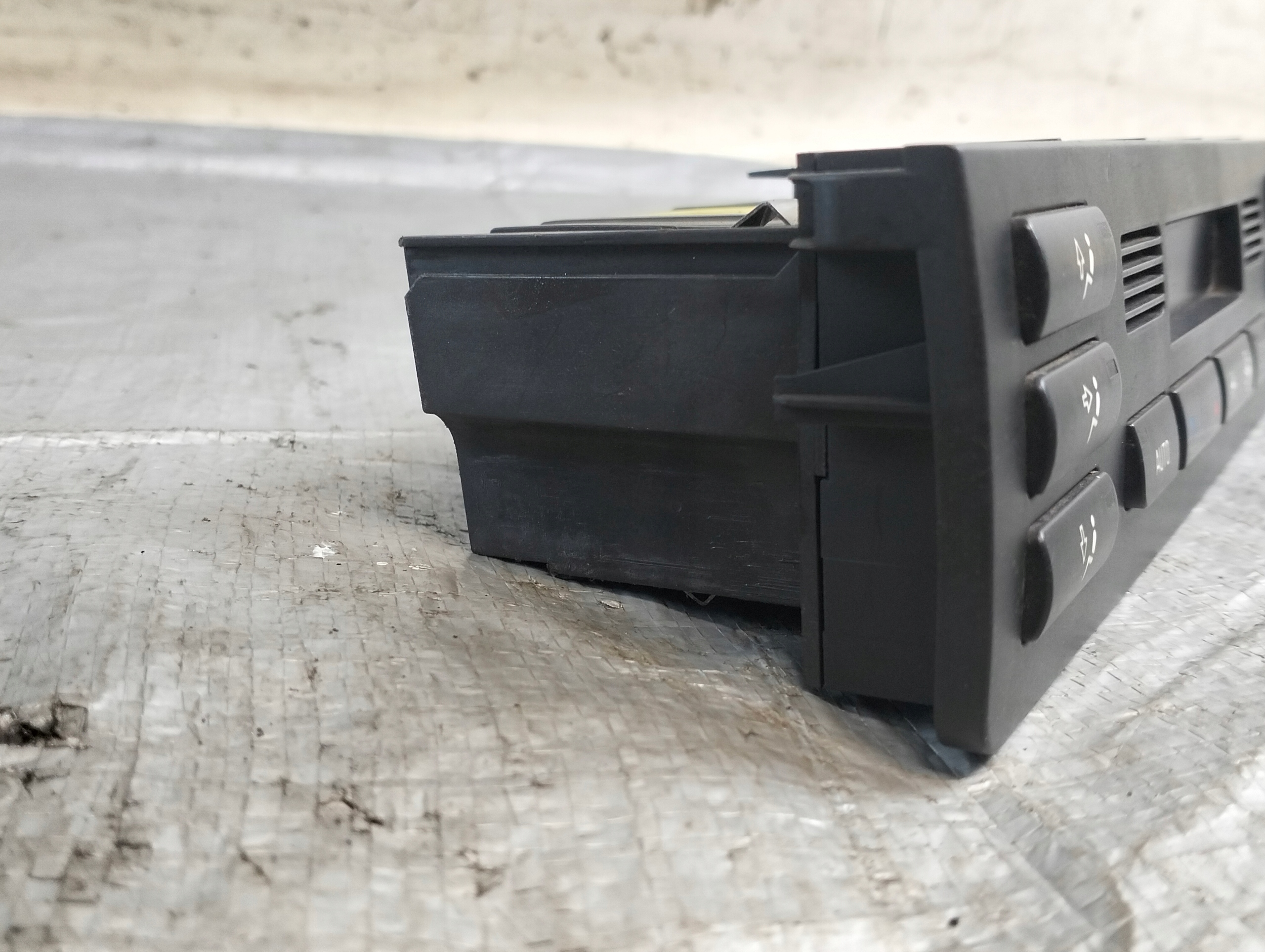 COMANDI CLIMA BOCCHETTE BMW 3 E46 98-05r OE 6916882