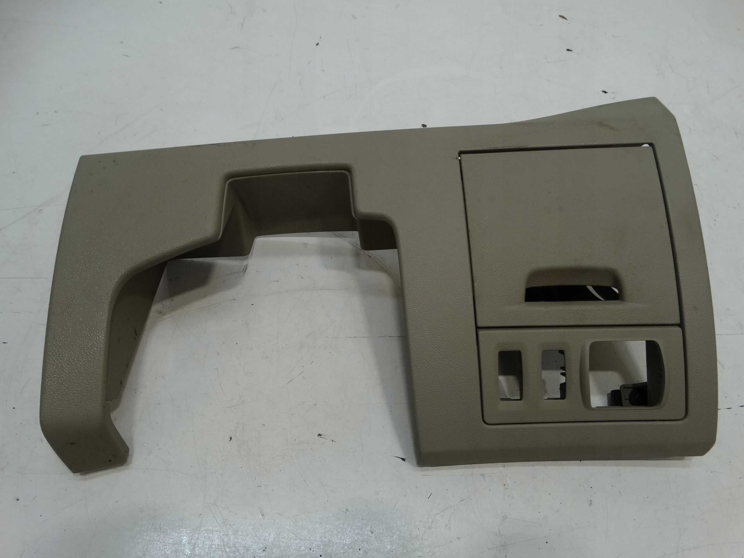 Blende Abdeckung unter Lenkrad LAGUNA III 689218812R