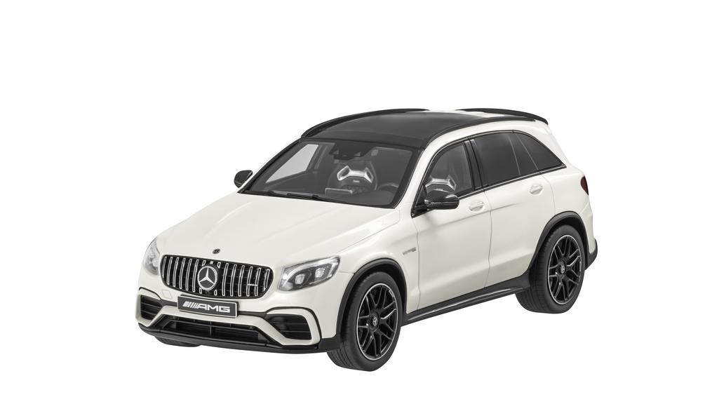 Auto Mercedes-amg Glc 63 X 253 Biely Model