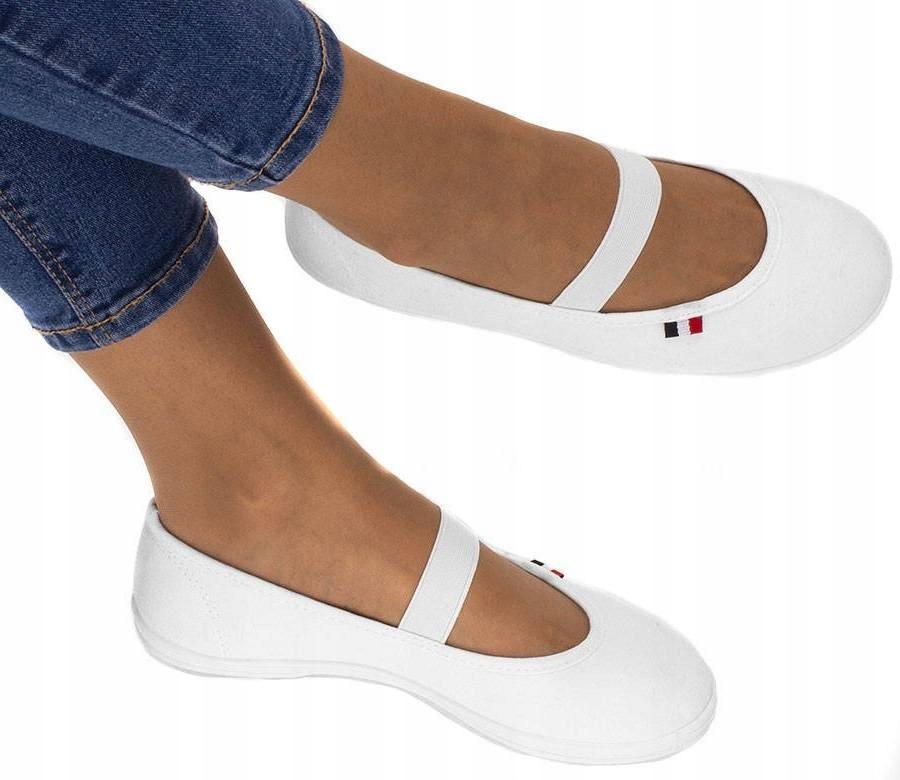 4839 BIAŁE WSUWANE TENISÓWKI CZESZKI BALERINKI 41 Rozmiar 41