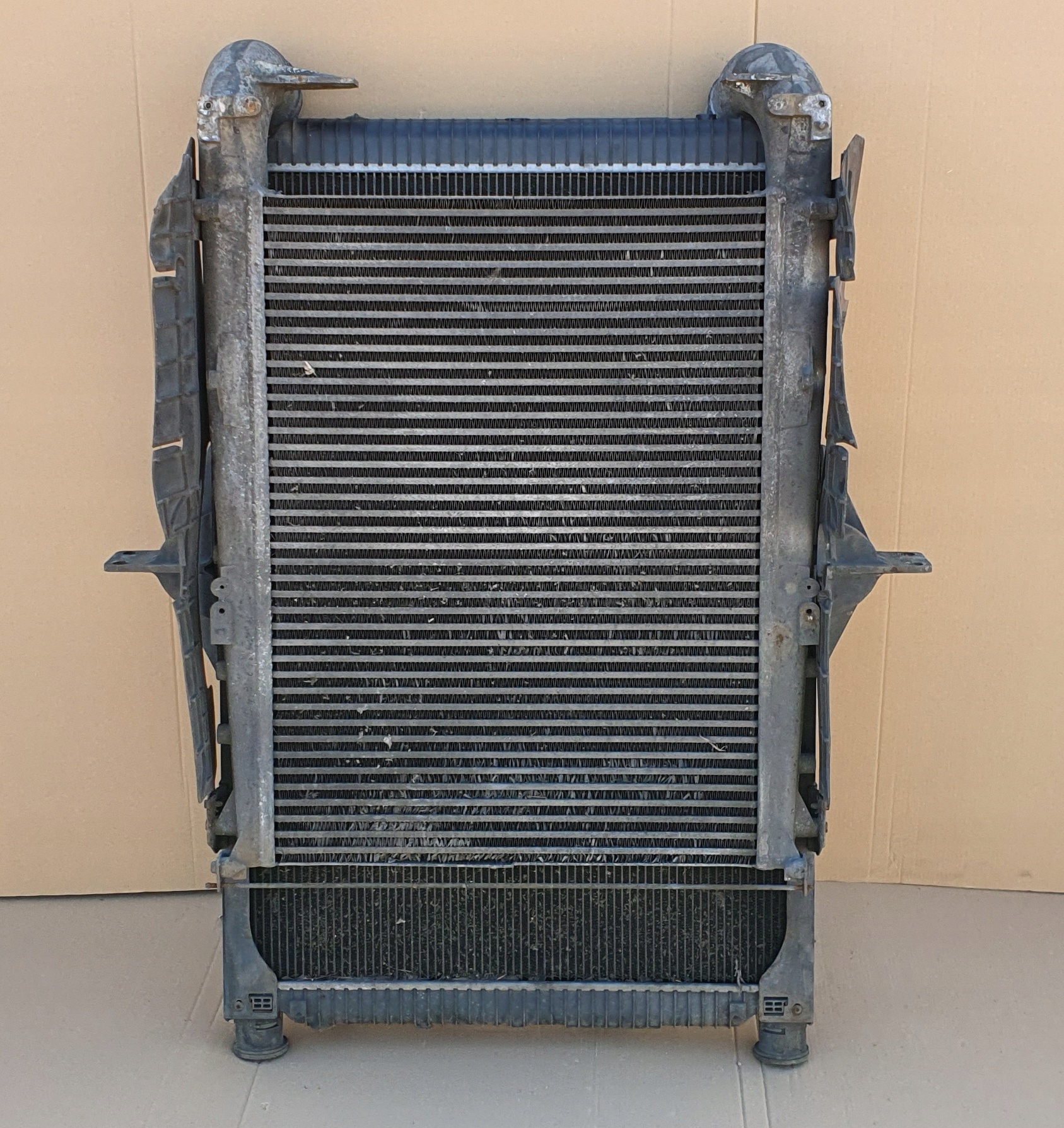 RENAULT MAGNUM DXI CHŁODNICA POWIETRZA INTERCOOLER