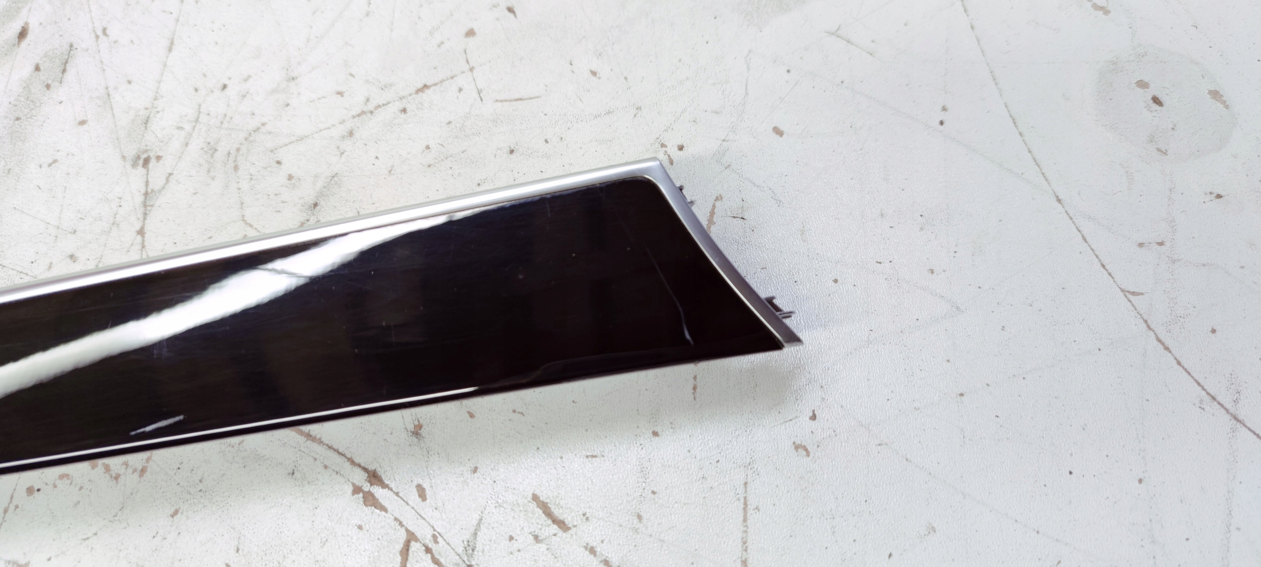 DEKOR Tür links heck AUDI A4 B8 8K0867419J 1LQ